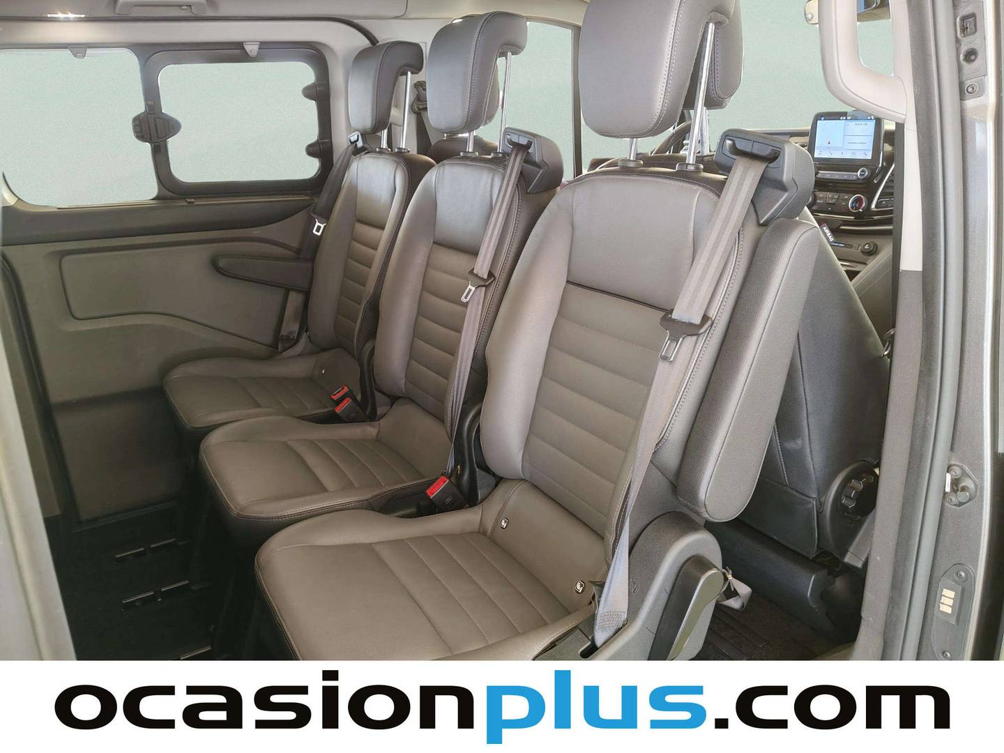 Foto Ford Tourneo Custom Ford Tourneo Custom 2.0 TDCI L1 Titanium Auto (130 CV) 8 Plazas