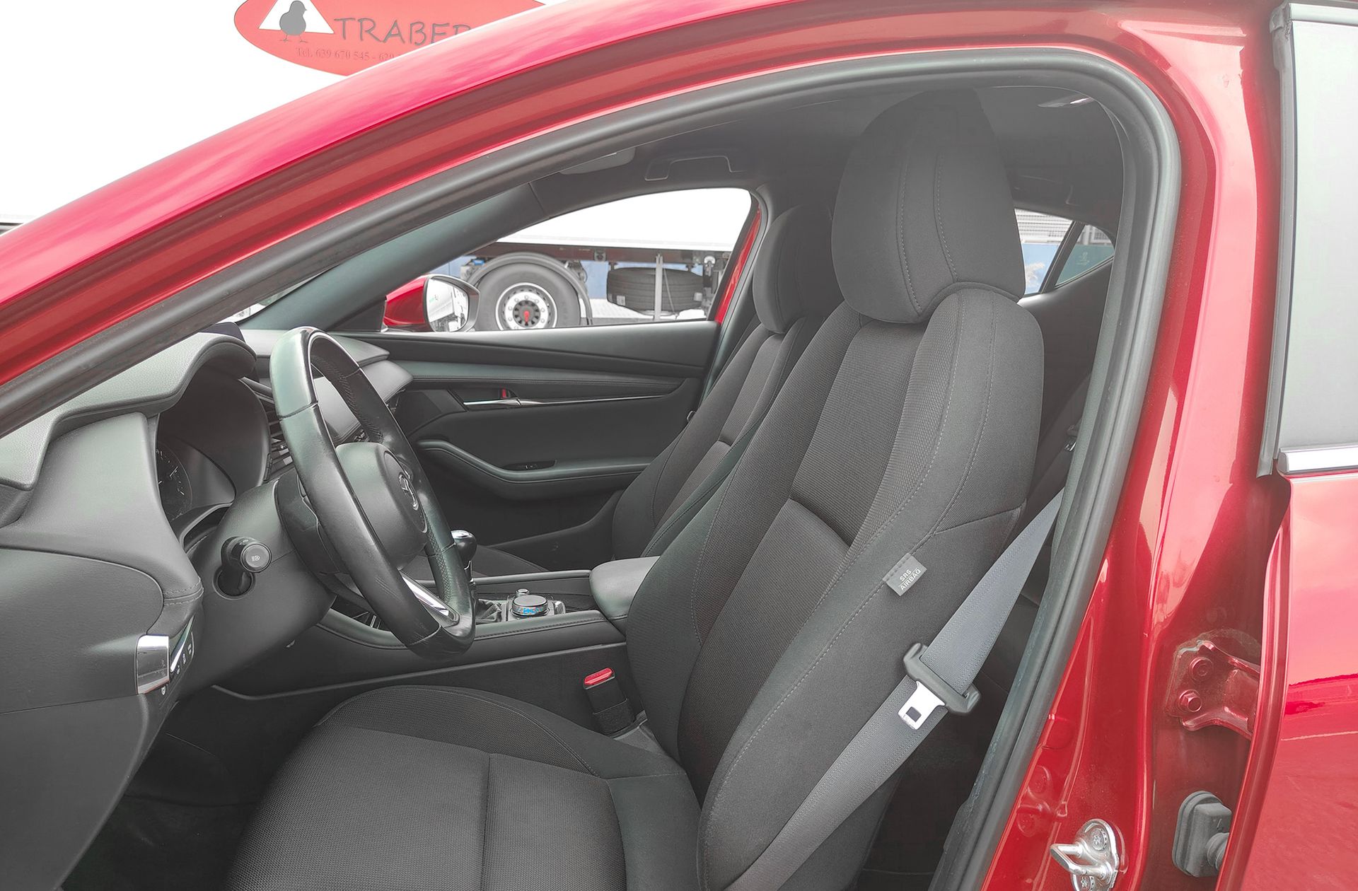 Mazda Mazda3 2.0 e-Skyactiv-G Evolution - foto 11