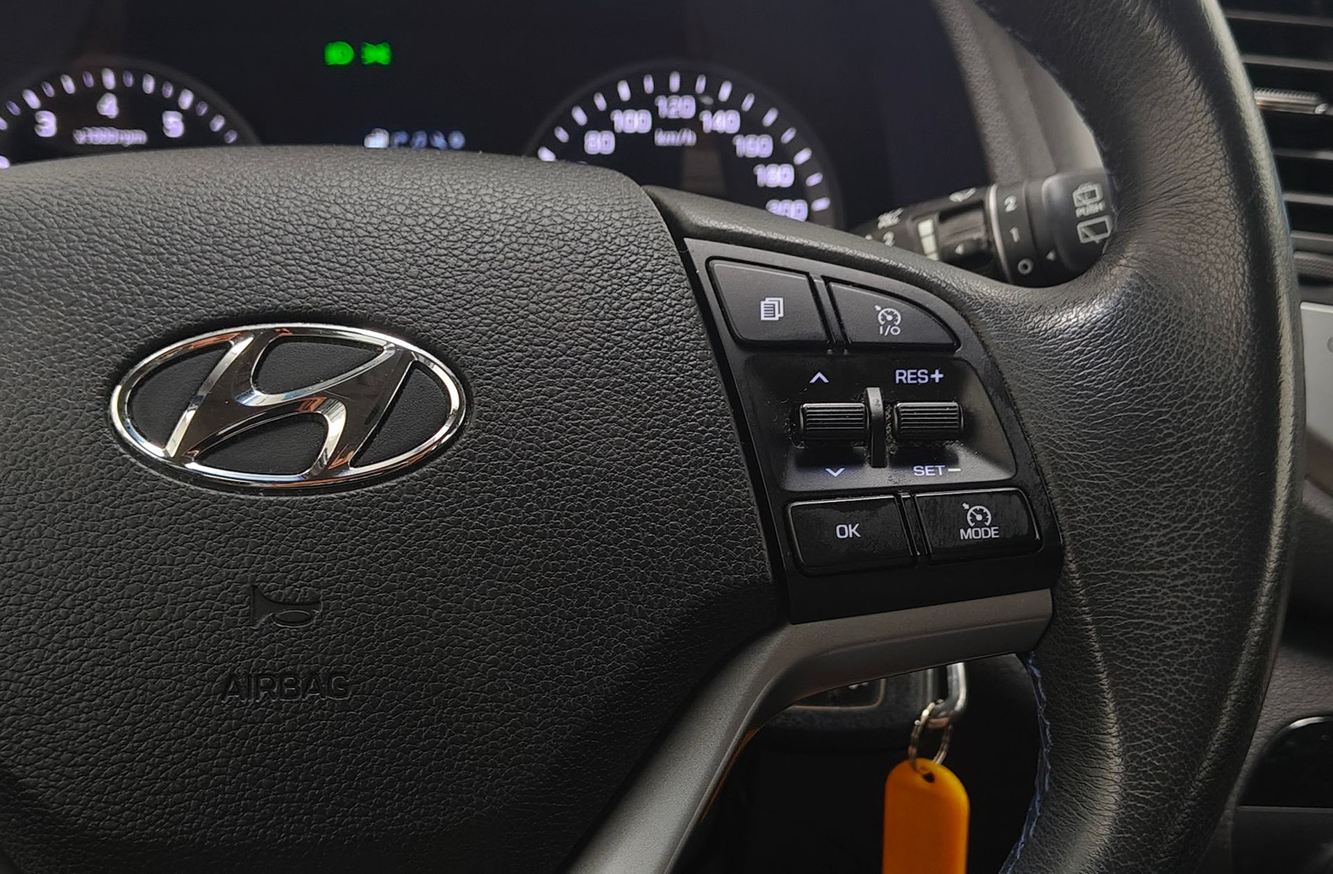Hyundai Tucson 1.6 GDI BlueDrive 25 Aniversario 4x2 - foto 23