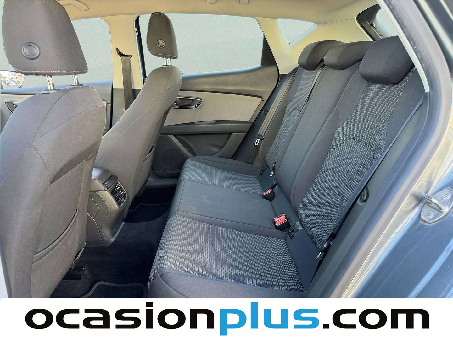 Foto asientos traseros Seat León SEAT León 1.2 TSI S&S Style (110 CV)