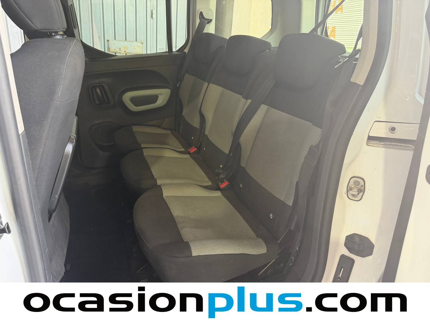 Foto asientos traseros Citroën Berlingo Citroën Berlingo BlueHDi 100 S&S Talla M Shine (100 CV)