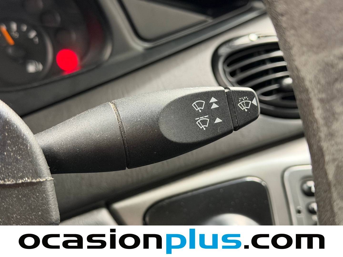 Ford Focus Ford Focus 1.6 Wagon Ambiente (100 CV) seminuevo