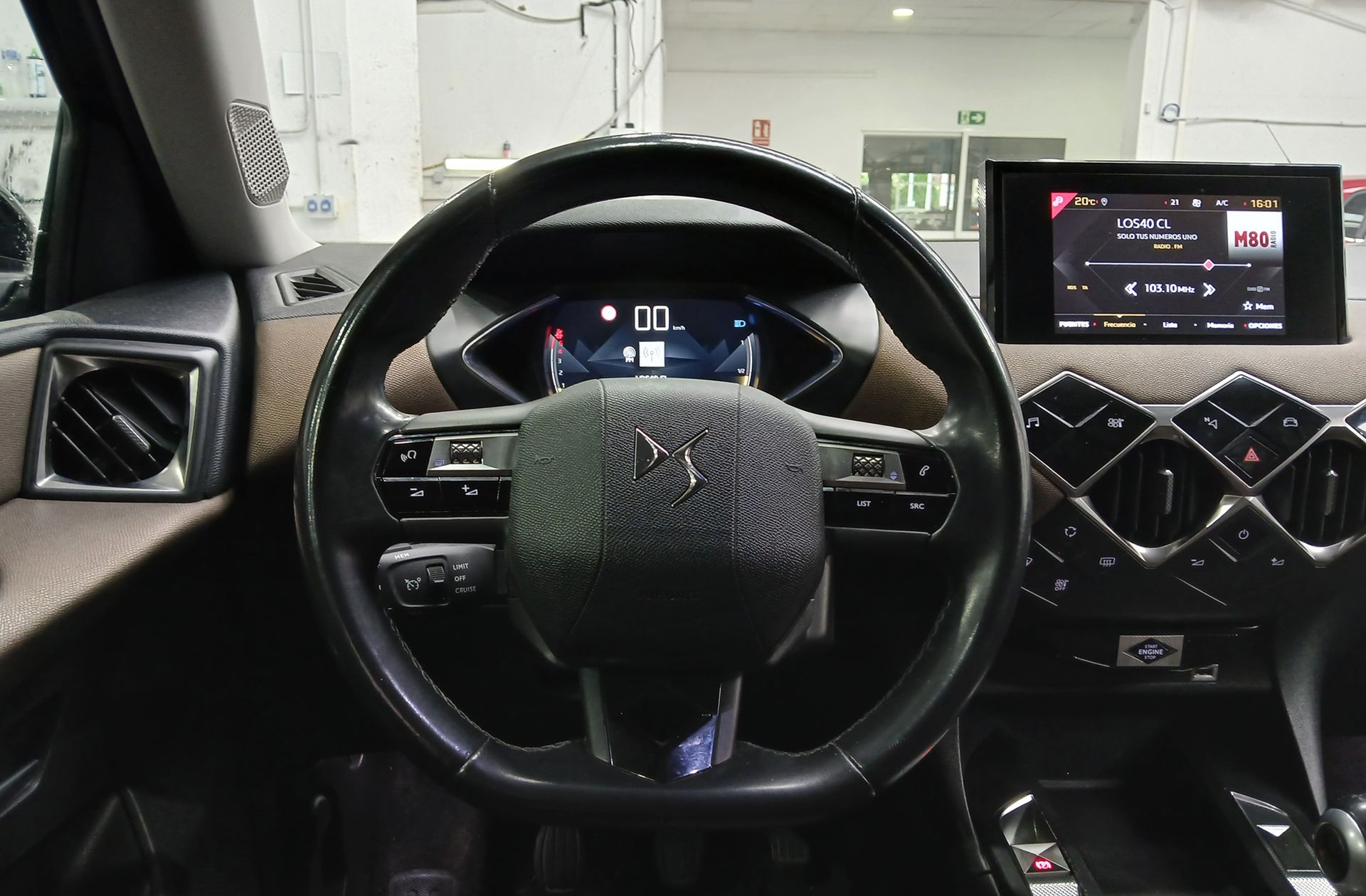 DS DS 3 Crossback BlueHDi 110 So Chic - foto 19