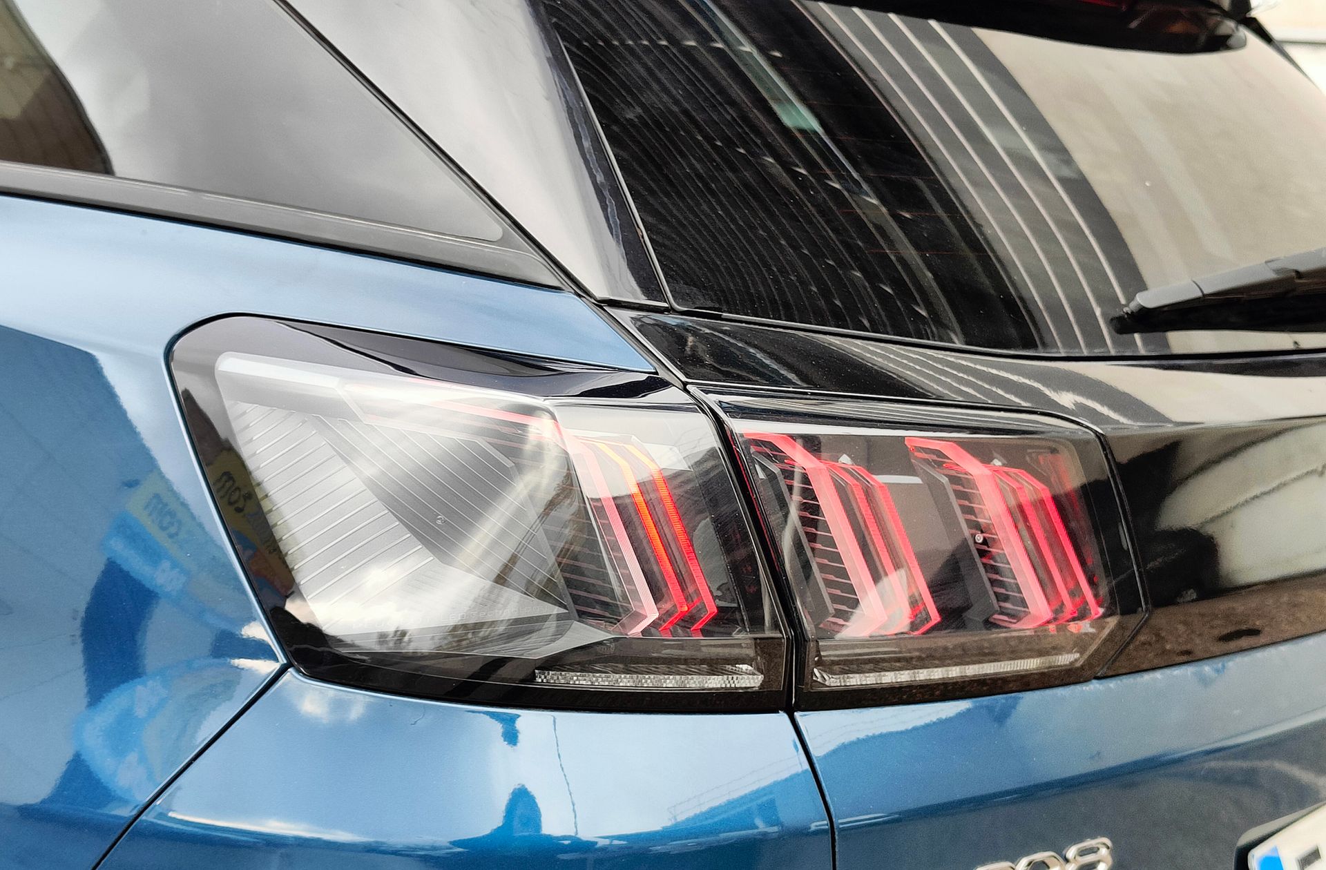 Peugeot 3008 BlueHDi 130 Allure Pack EAT8 - foto 16