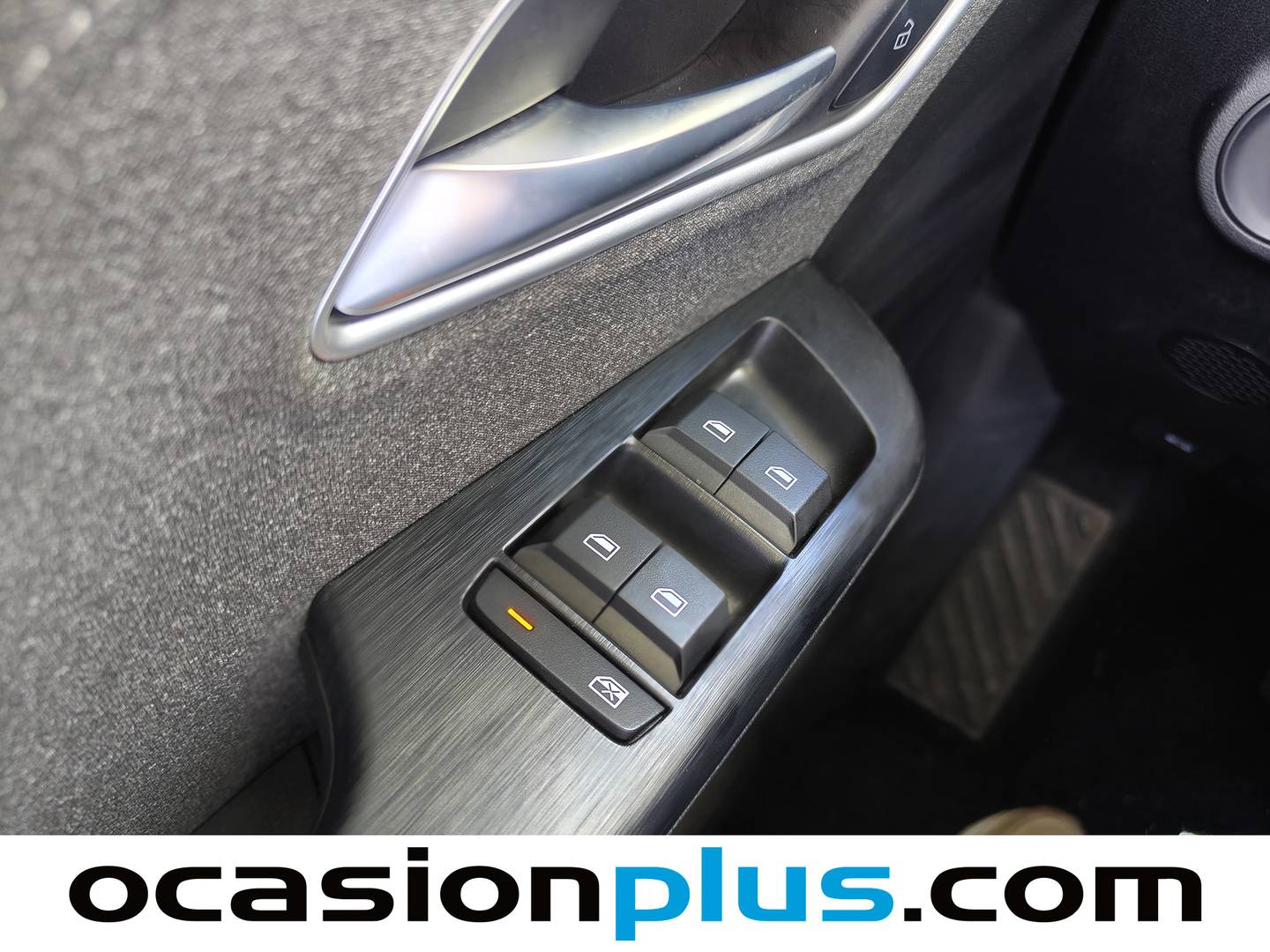 MG ZS MG ZS 1.5 Hybrid+ Standard  (197 CV) 2025