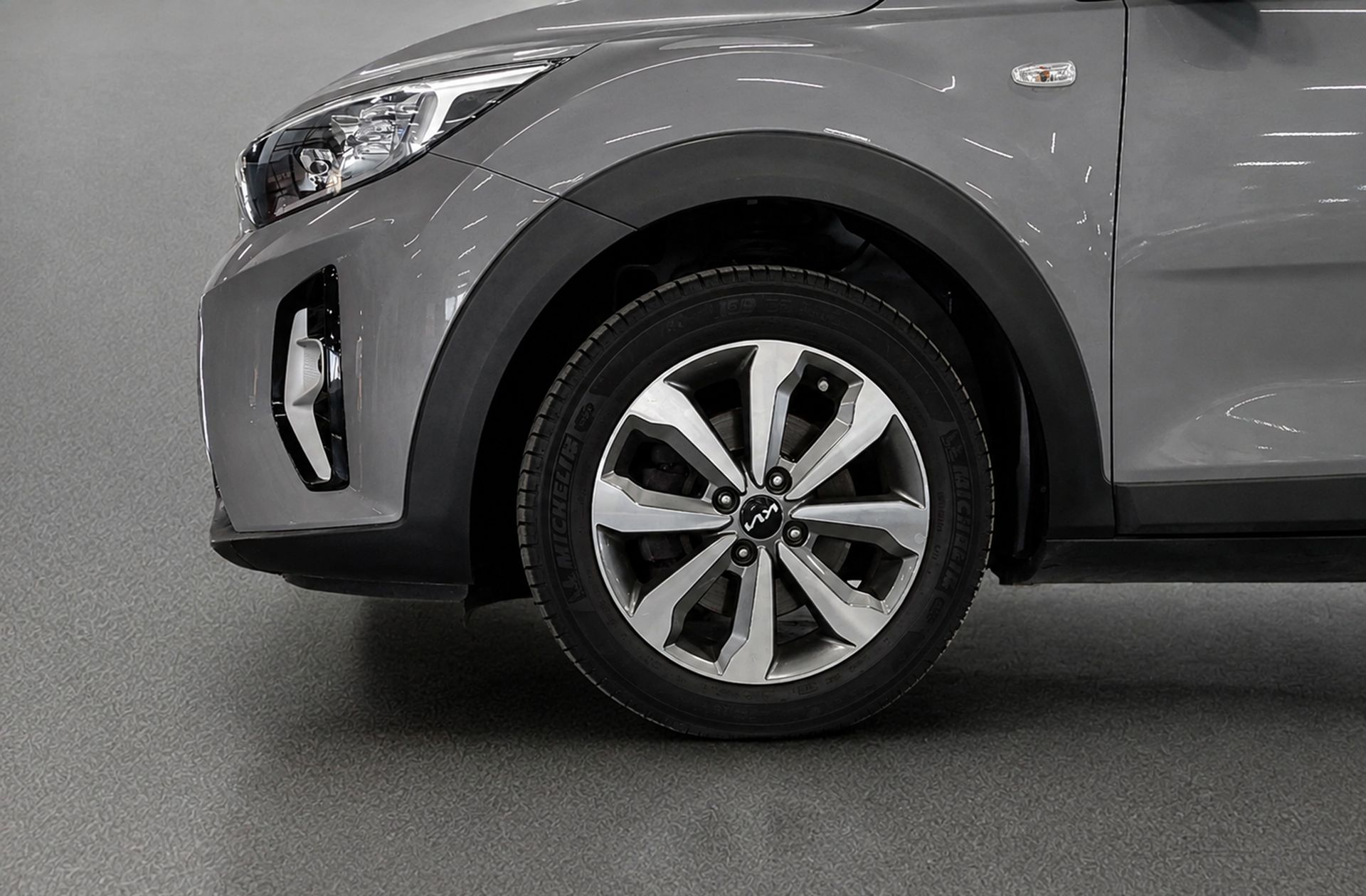 Kia Stonic 1.0 T-GDi Concept - foto 31