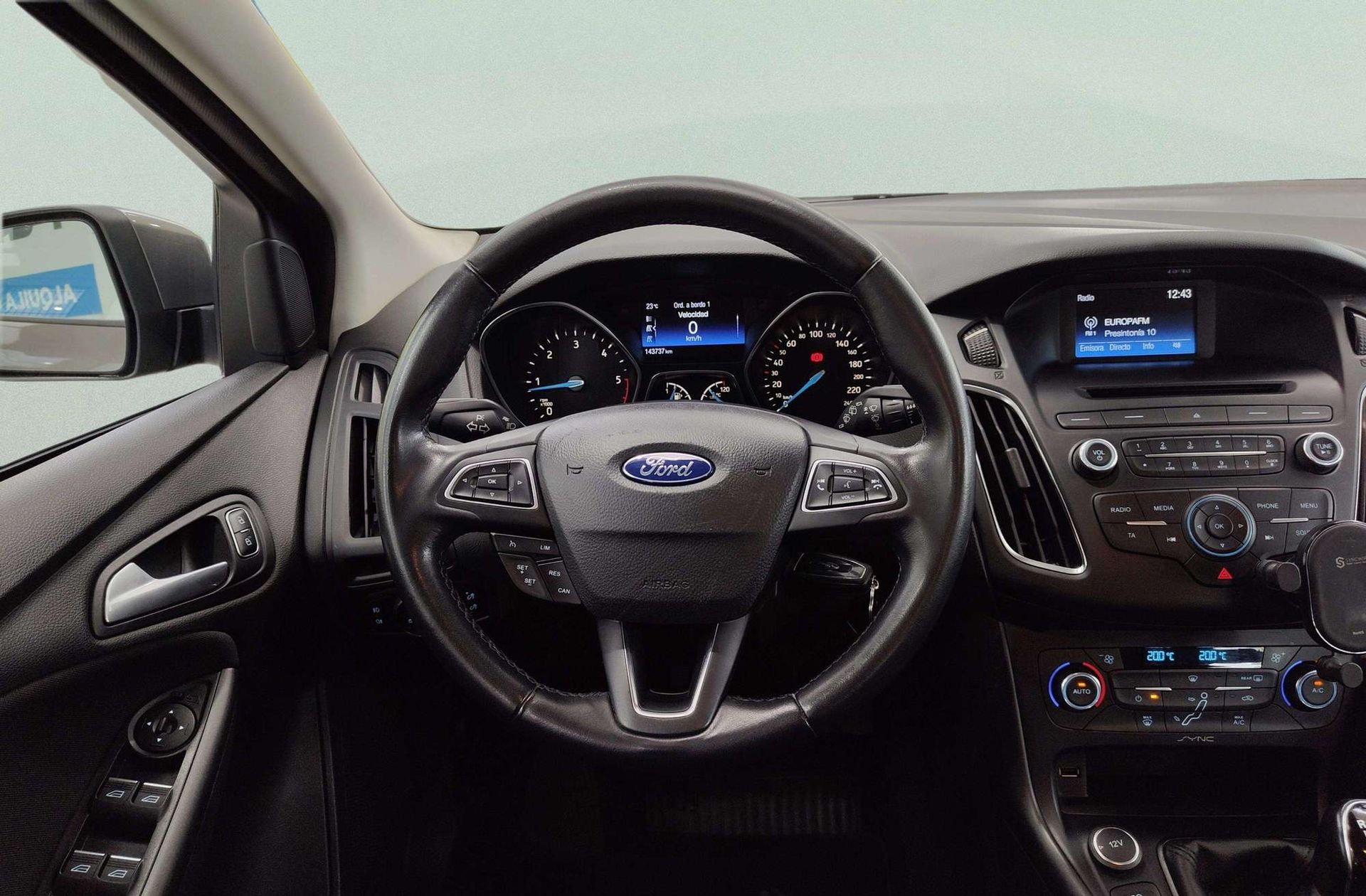 Ford Focus 1.5 TDCi Trend+ - foto 21