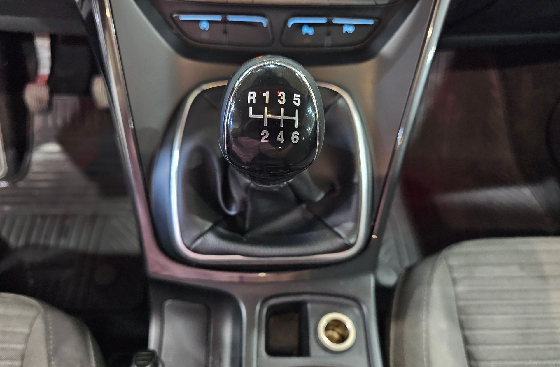 Ford C-Max 1.0 EcoBoost Titanium - foto 5