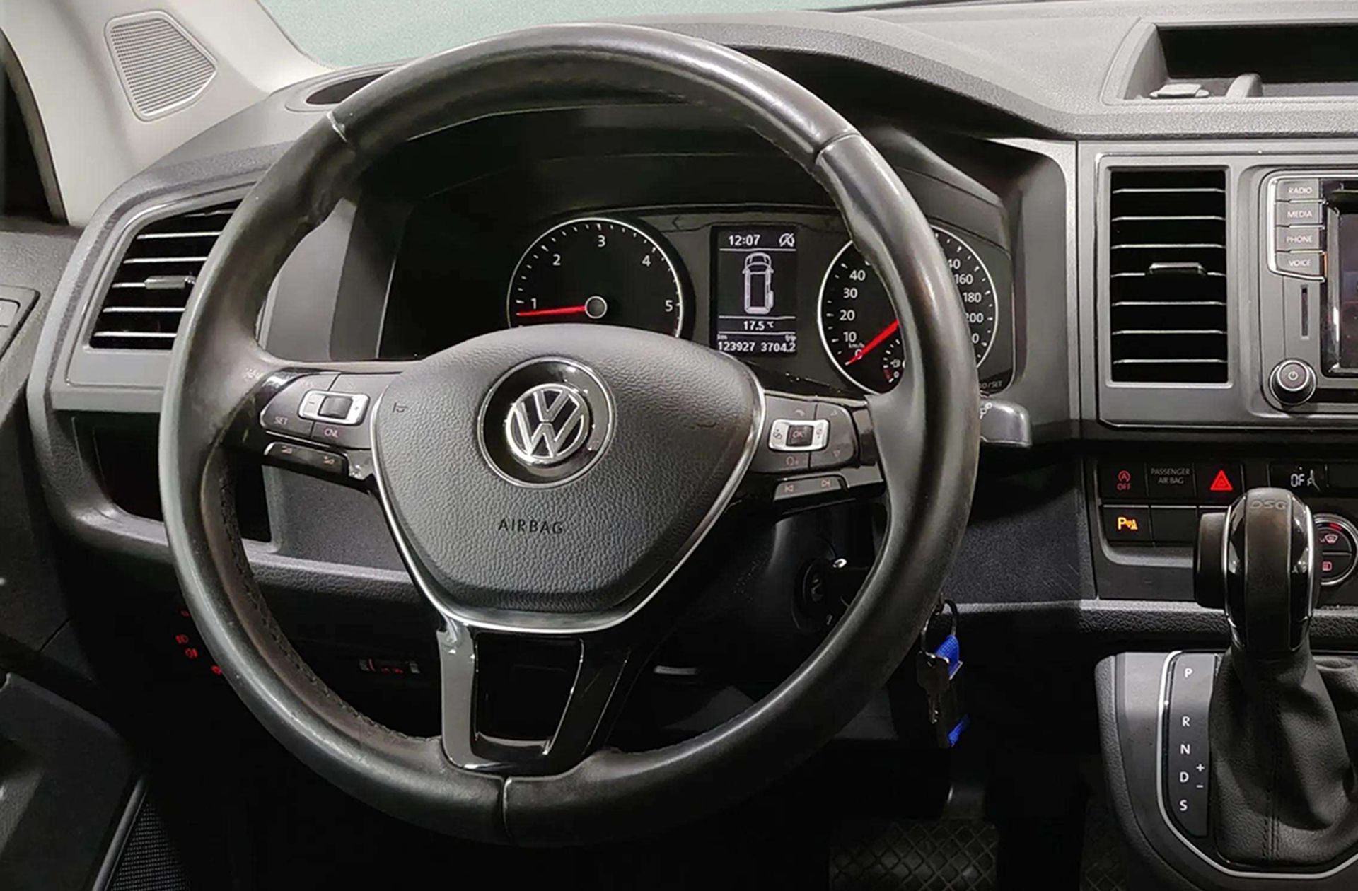 Volkswagen Multivan The Original Corto 2.0 TDI BMT DSG 7 plazas - foto 22