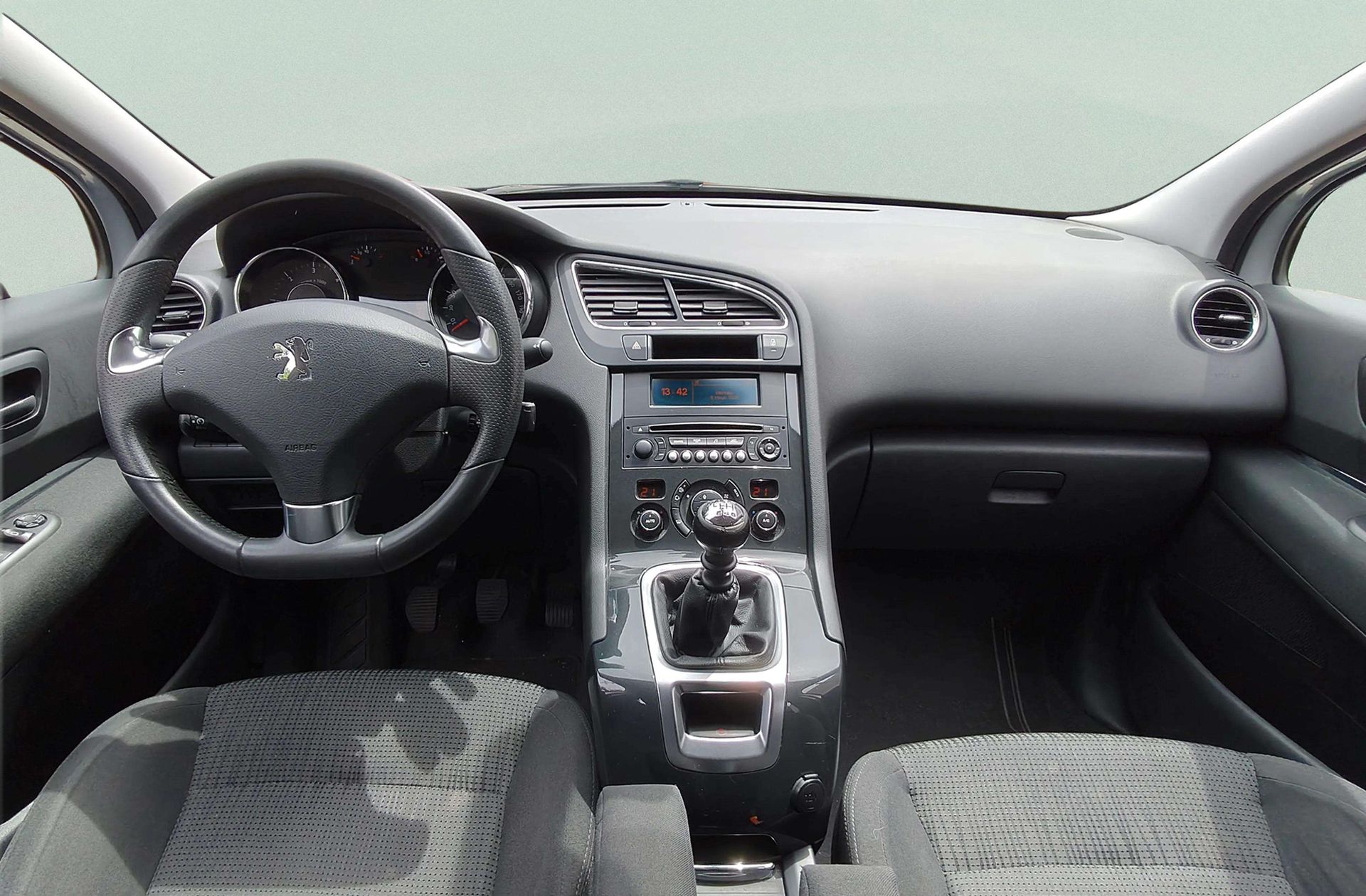 Peugeot 5008 1.6 HDi Style - foto 6