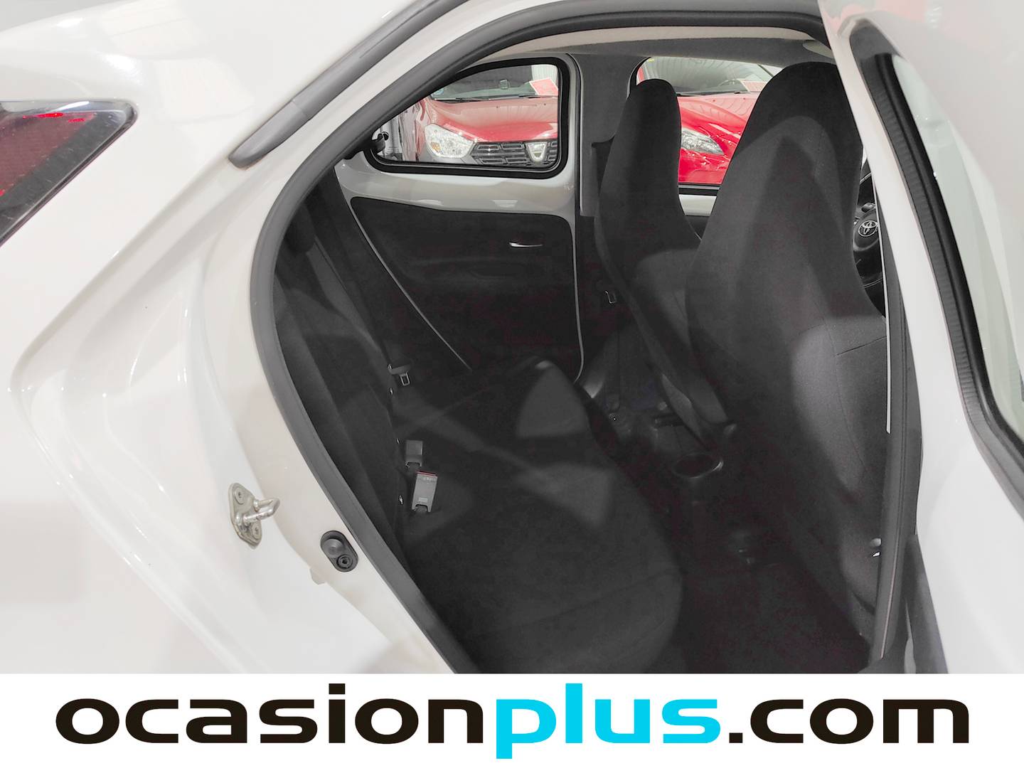 Foto Toyota Aygo X Cross Toyota Aygo X Cross 1.0 VVT-I Play (72 CV)