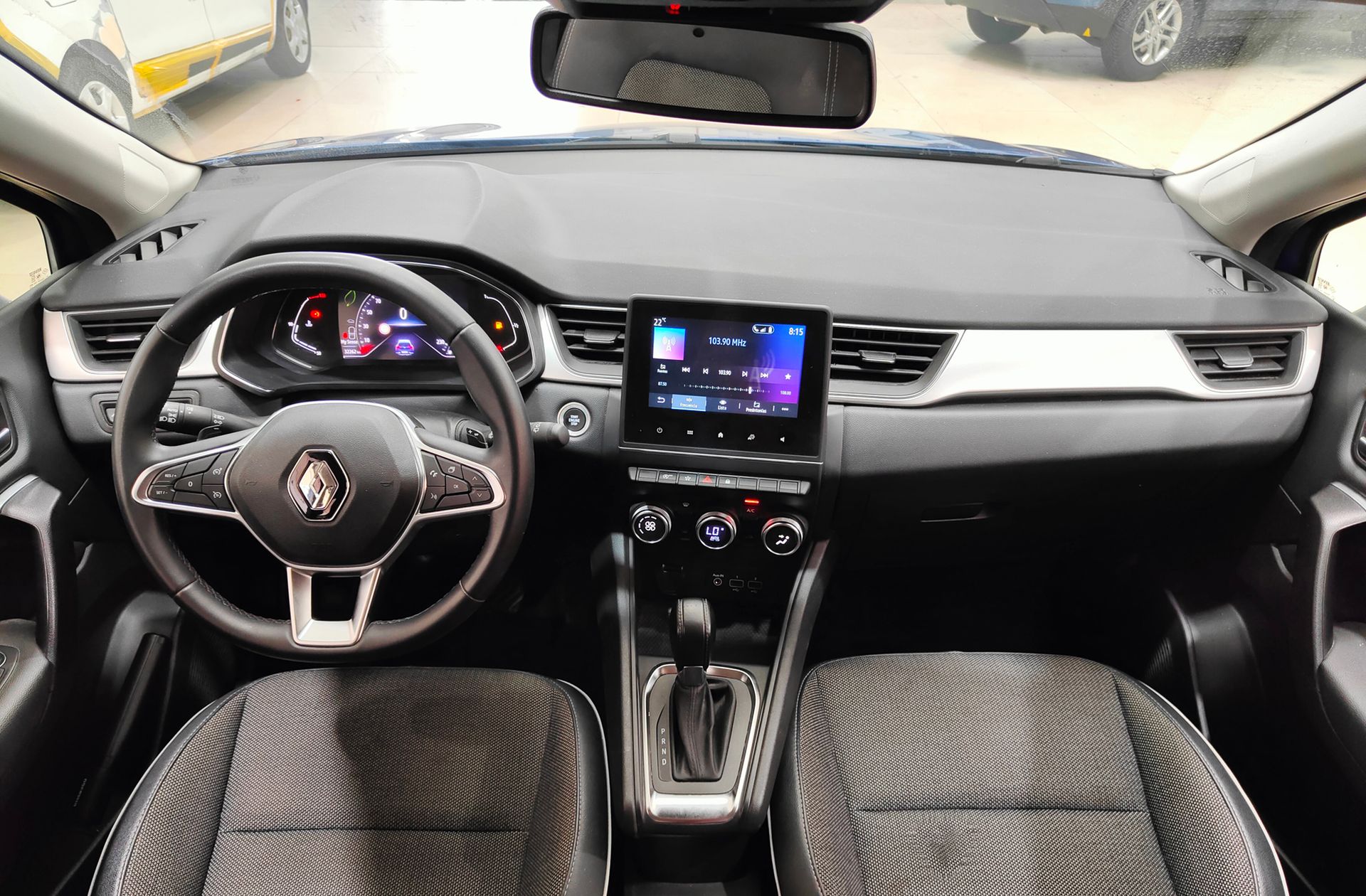 Renault Captur Zen TCe Micro Híbrido EDC GPF - foto 6