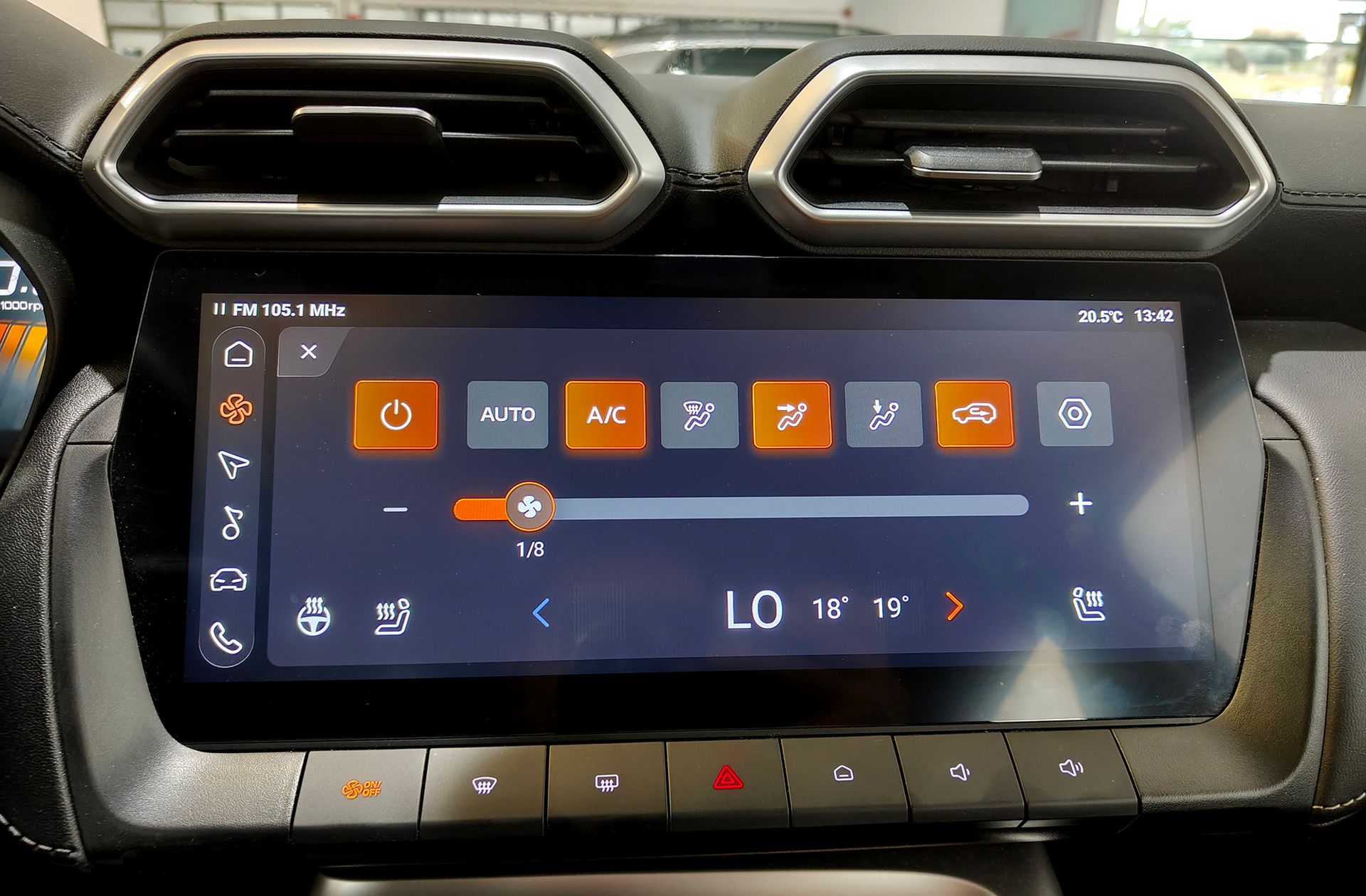 MG ZS 1.5 Hybrid+ Luxury - foto 34