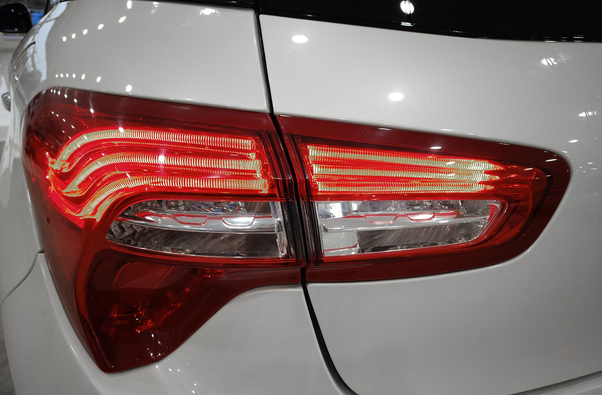 Citroën DS5 BlueHDi 180 Sport - foto 19