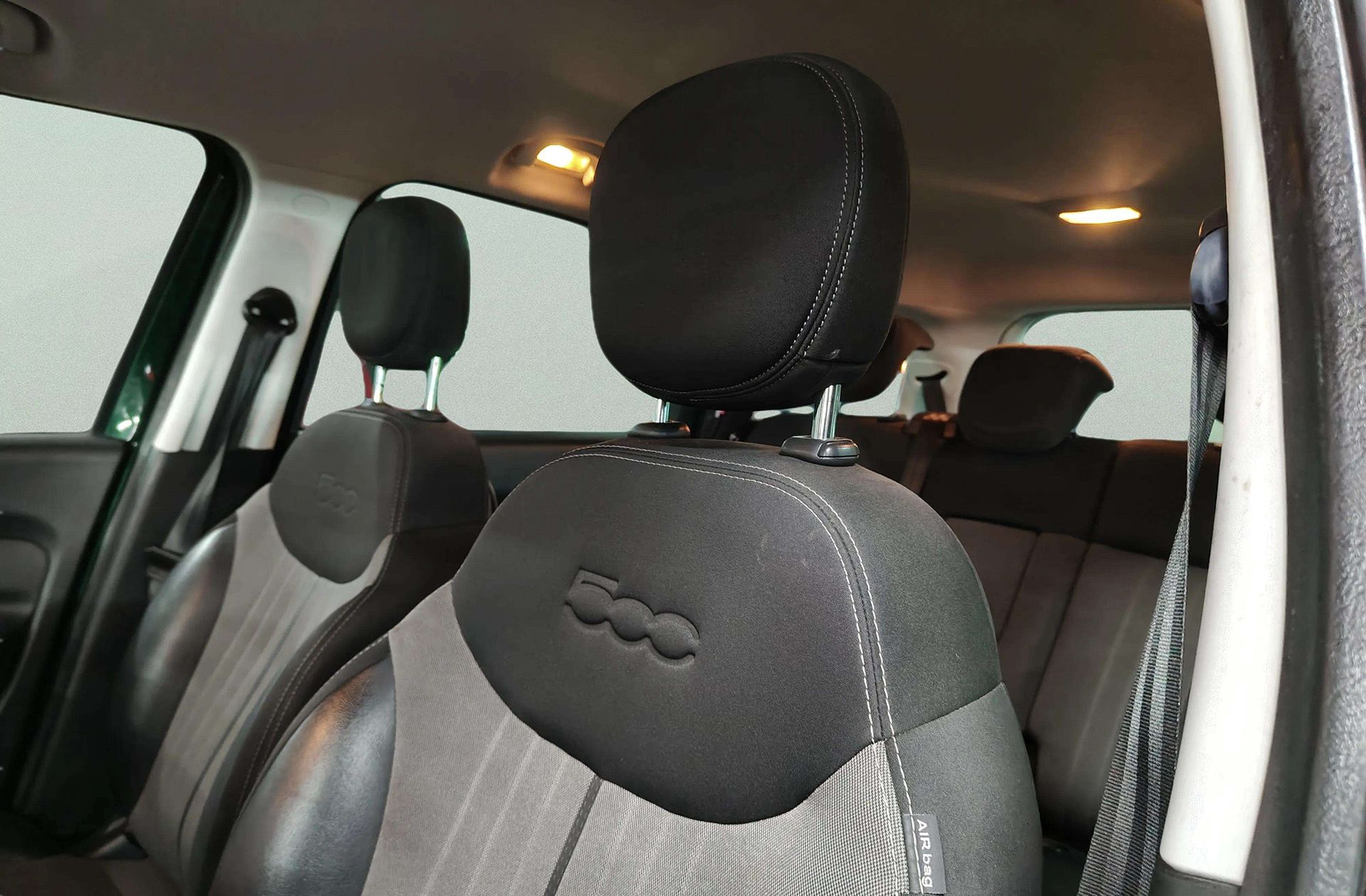 Fiat 500L 1.6 16v MultiJet II Living Lounge 7 plazas - foto 9