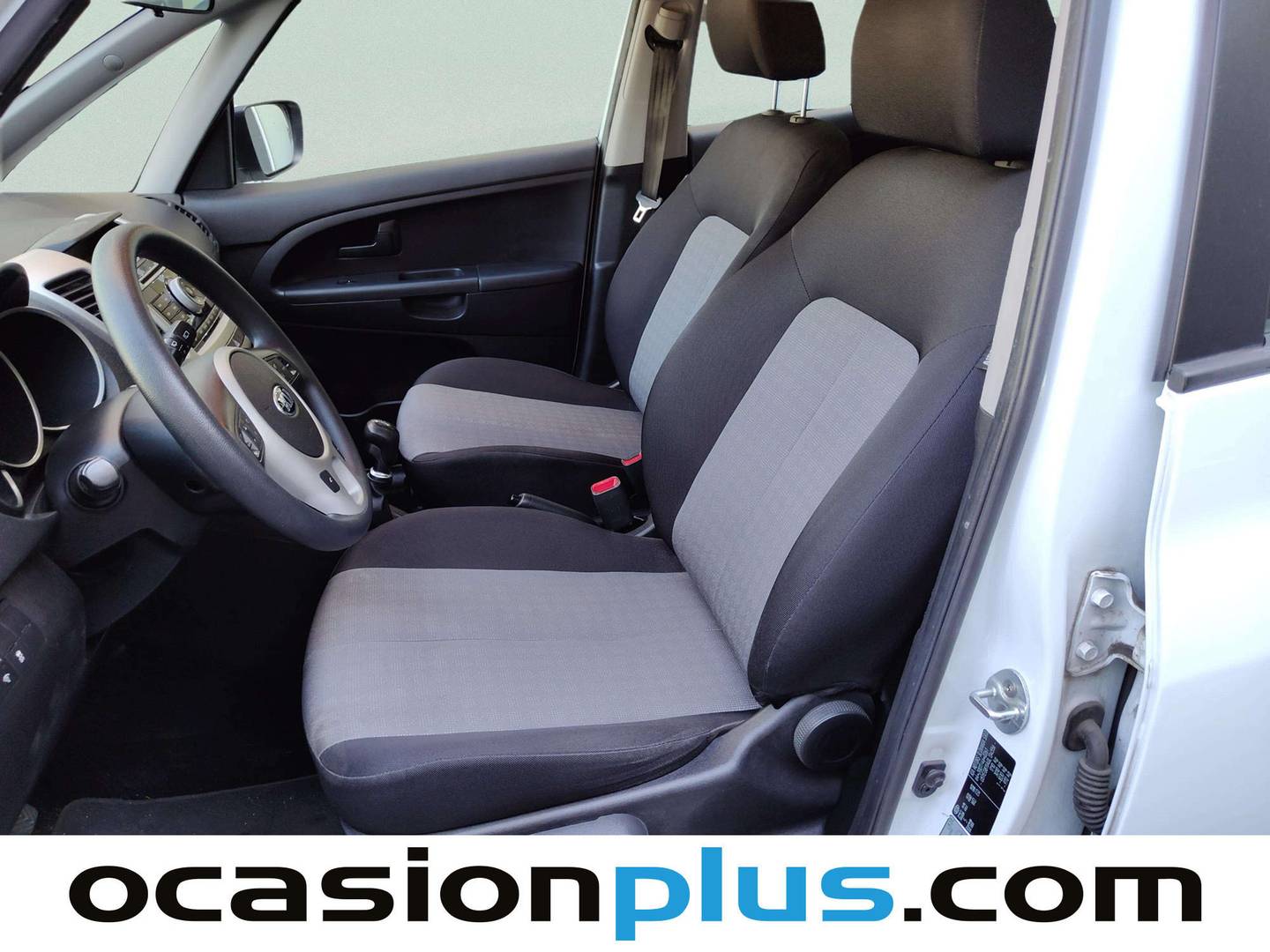 Foto asientos delanteros KIA Venga KIA Venga 1.4 CVVT Concept (90 CV)