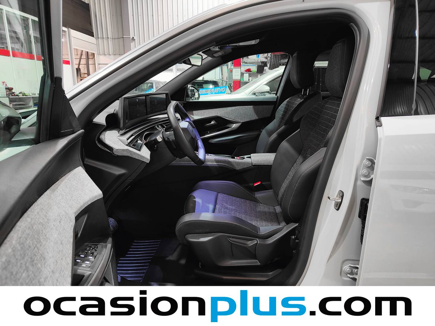 Foto asientos delanteros Peugeot 3008 Peugeot 3008 PureTech 130 S&S Active Pack (130 CV)