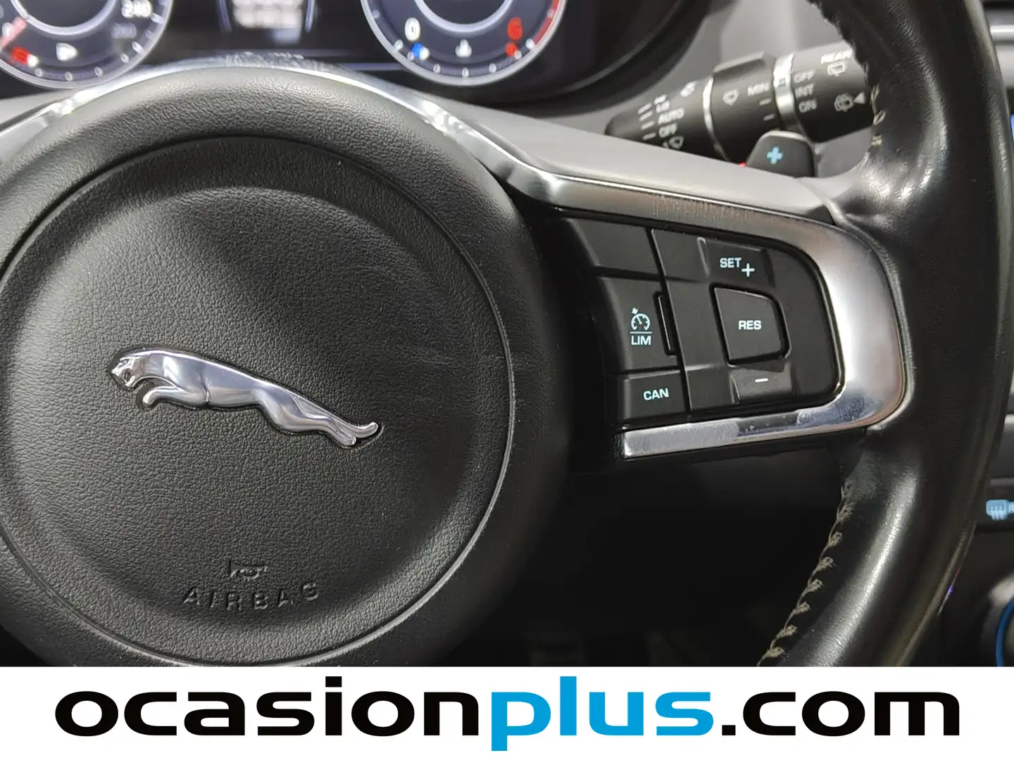 Foto Jaguar E-Pace Jaguar E-PACE 2.0D R-Dynamic S 4WD Auto (240 CV)