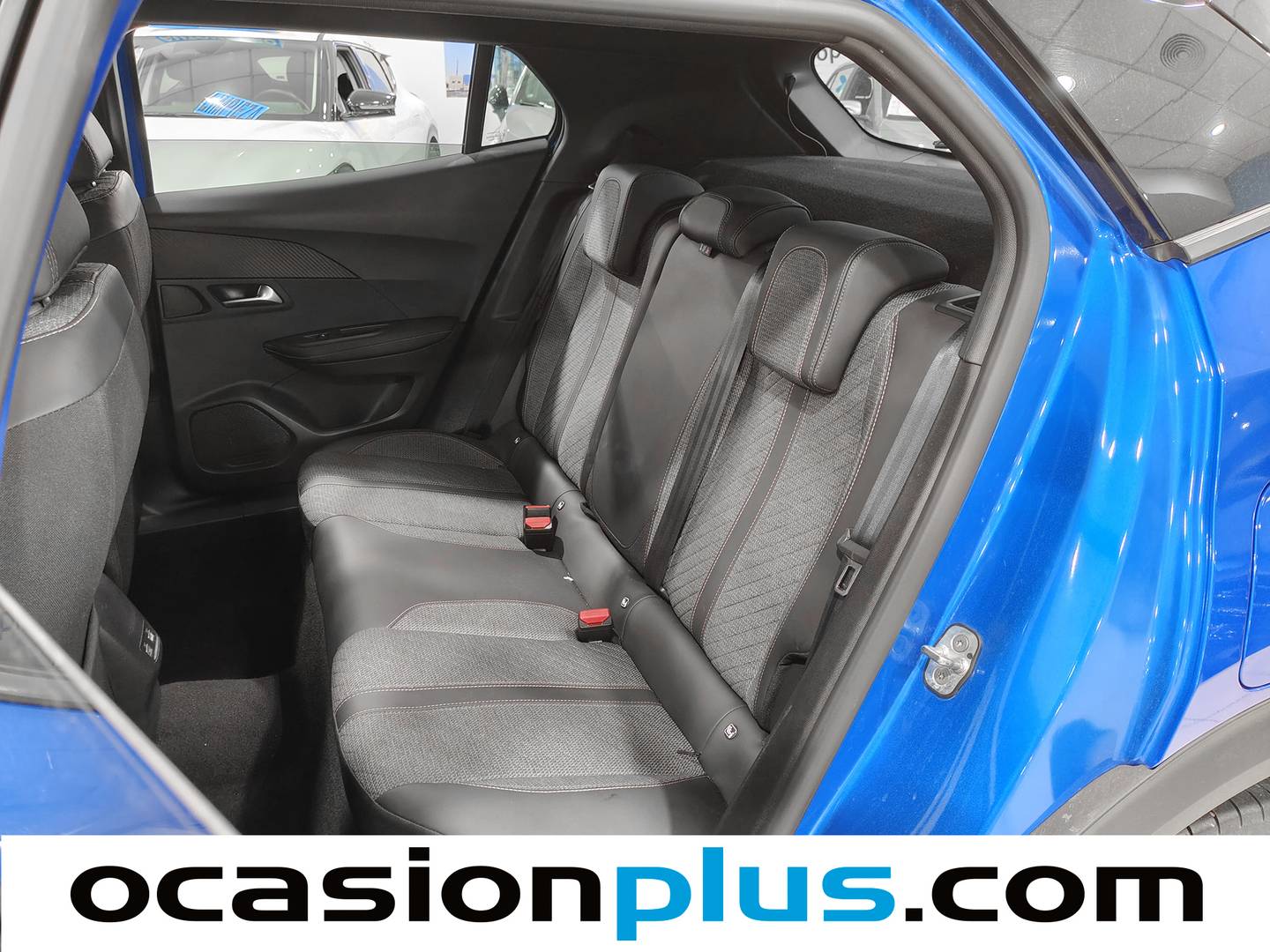 Foto Peugeot 2008 Peugeot 2008 PureTech 100 S&S Allure  (100 CV)