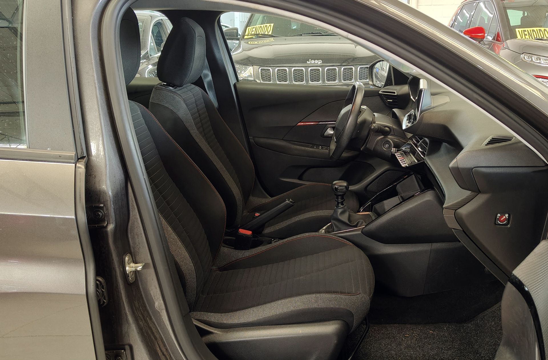 Peugeot 208 PureTech 100 Active Pack - foto 18