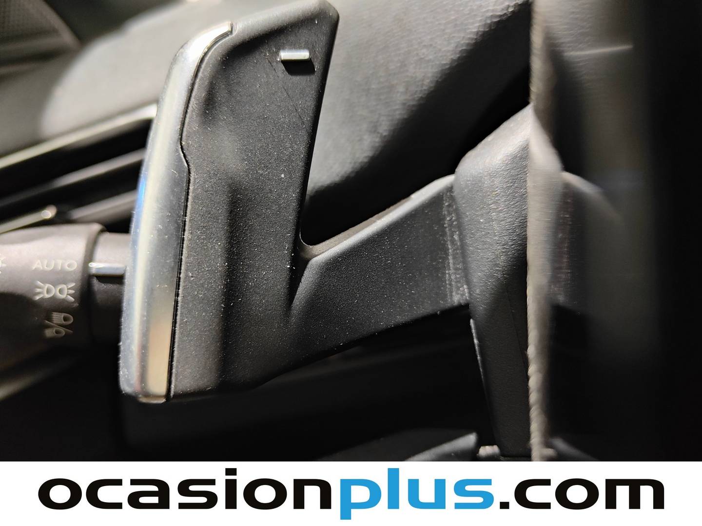 Foto Peugeot 3008 Peugeot 3008 PureTech 130 S&S GT EAT8 (130 CV)