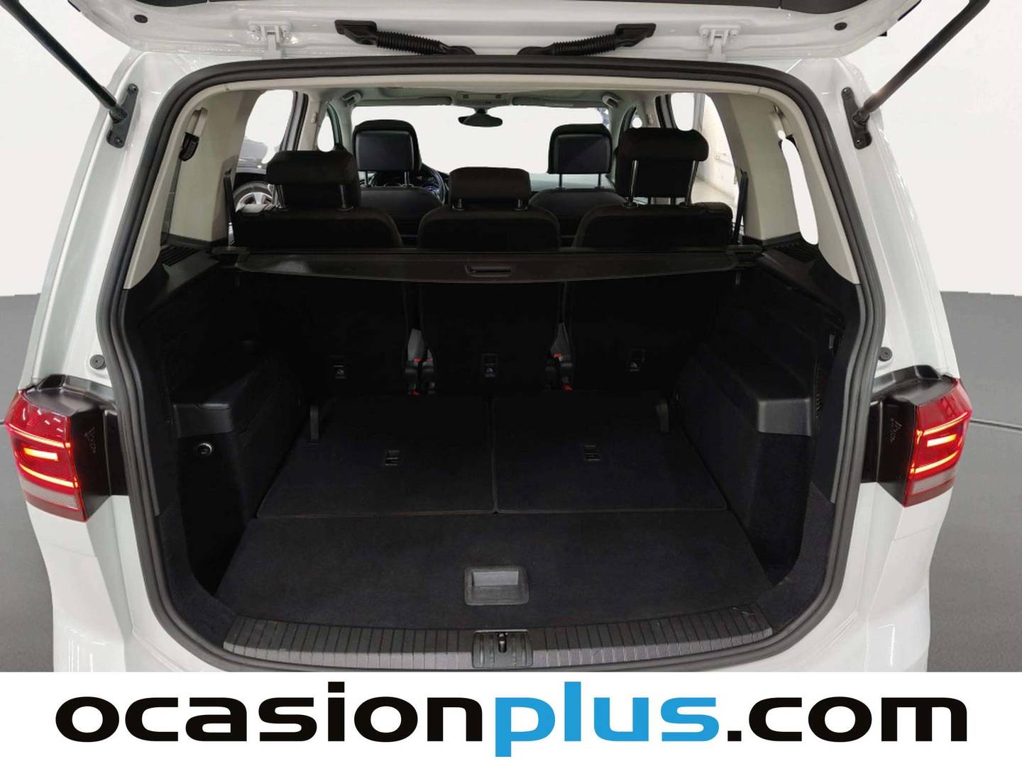 Fotos maletero Volkswagen Touran Volkswagen Touran Sport 1.5 TSI Pack R-line (150 CV) DSG 7 Plazas