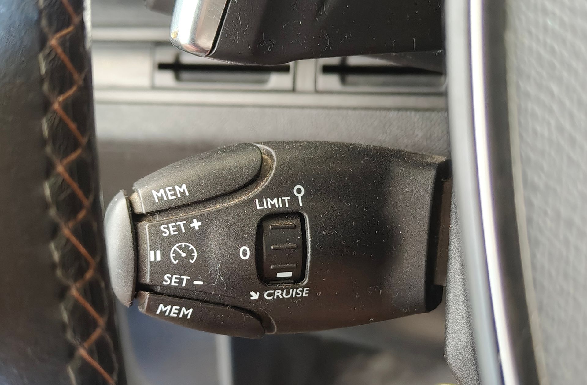 Peugeot 5008 PureTech 130 GT Line EAT8 (7 Plazas) - foto 29
