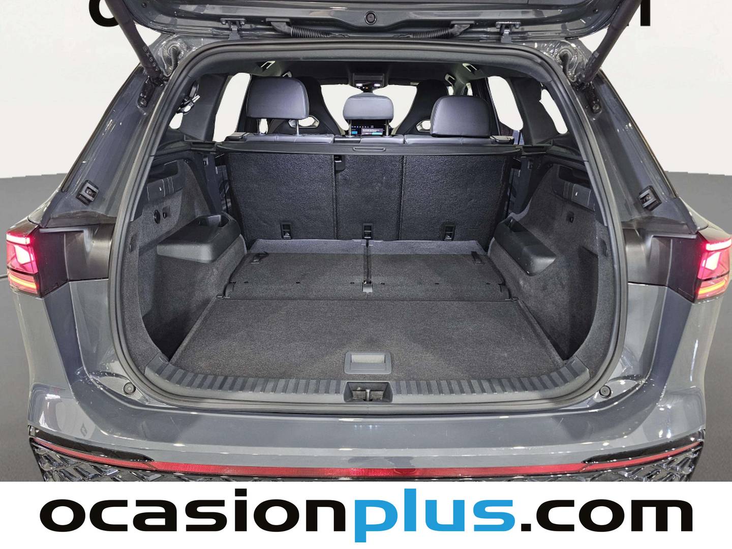 Fotos maletero Volkswagen Tayron Volkswagen Tayron R-Line 1.5 eTSI (150 CV) DSG 7 PLAZAS