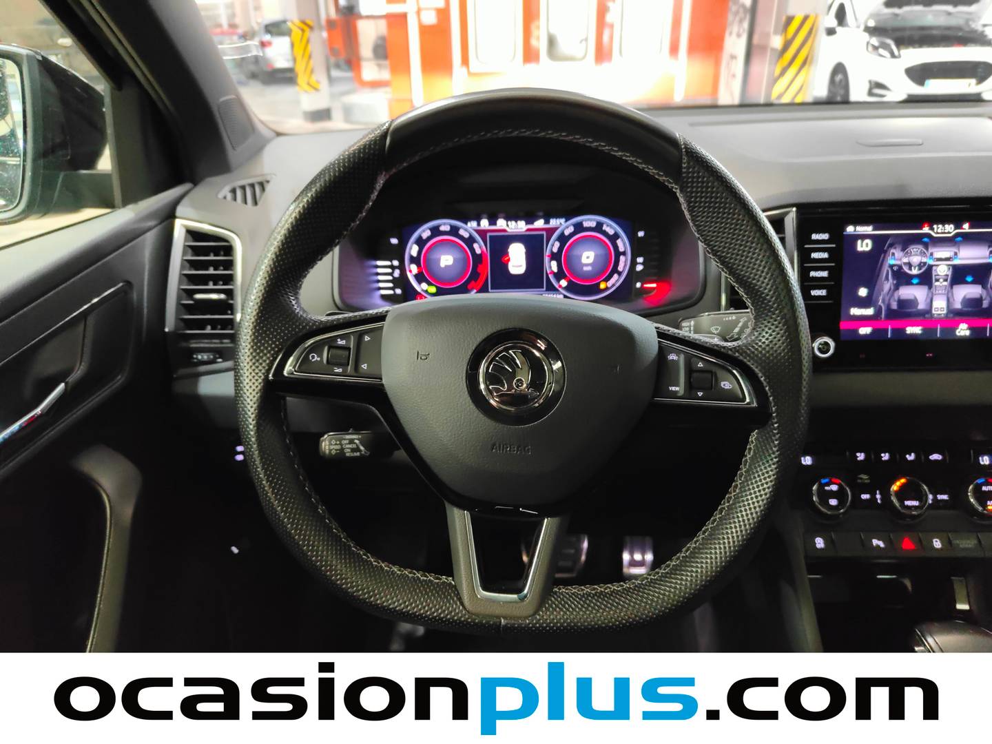 Skoda Karoq Skoda Karoq 1.5 TSI ACT Sportline DSG (150 CV) seminuevo
