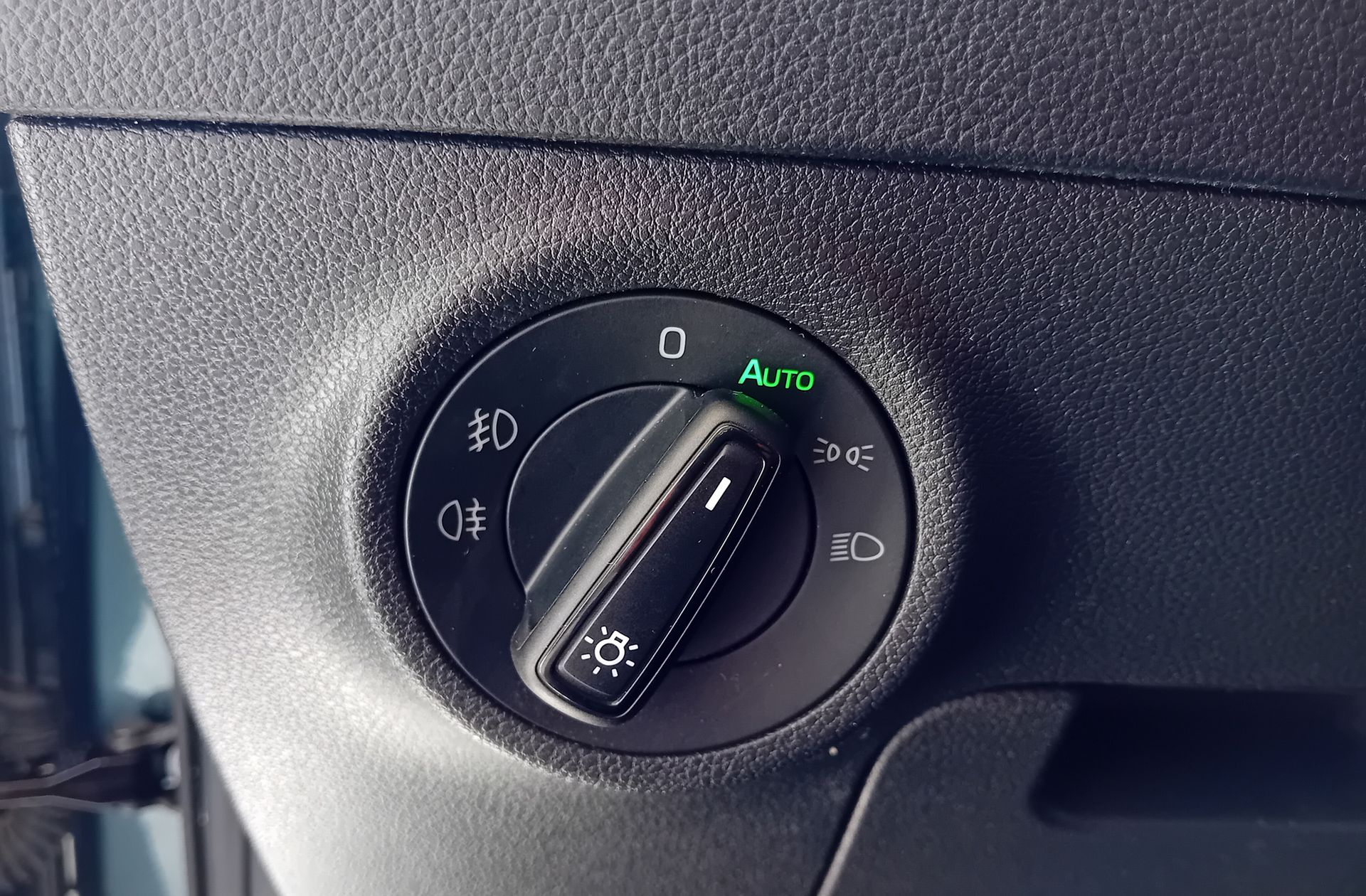 Škoda Karoq 1.0 TSI Like - foto 24