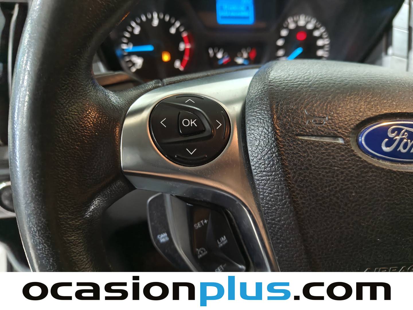 Equipamiento del Ford Transit Ford Transit Furgon 350 L3H2 Trend (170 CV)