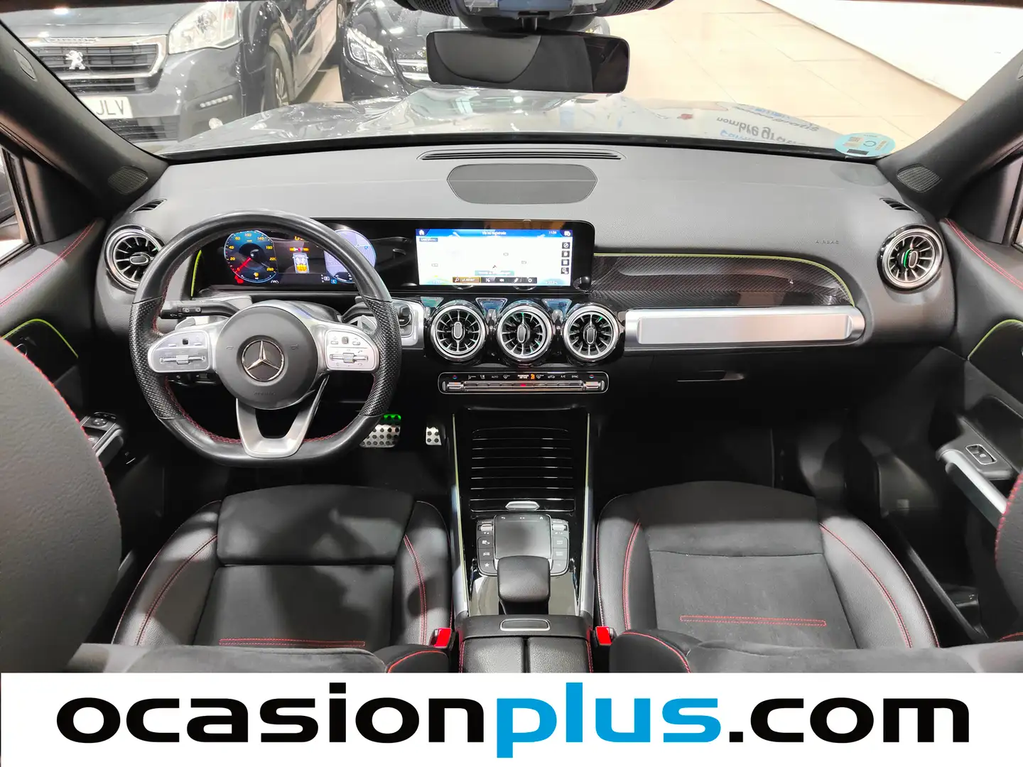 Foto Mercedes GLB Mercedes-Benz GLB 200 (163 CV) AMG Pack