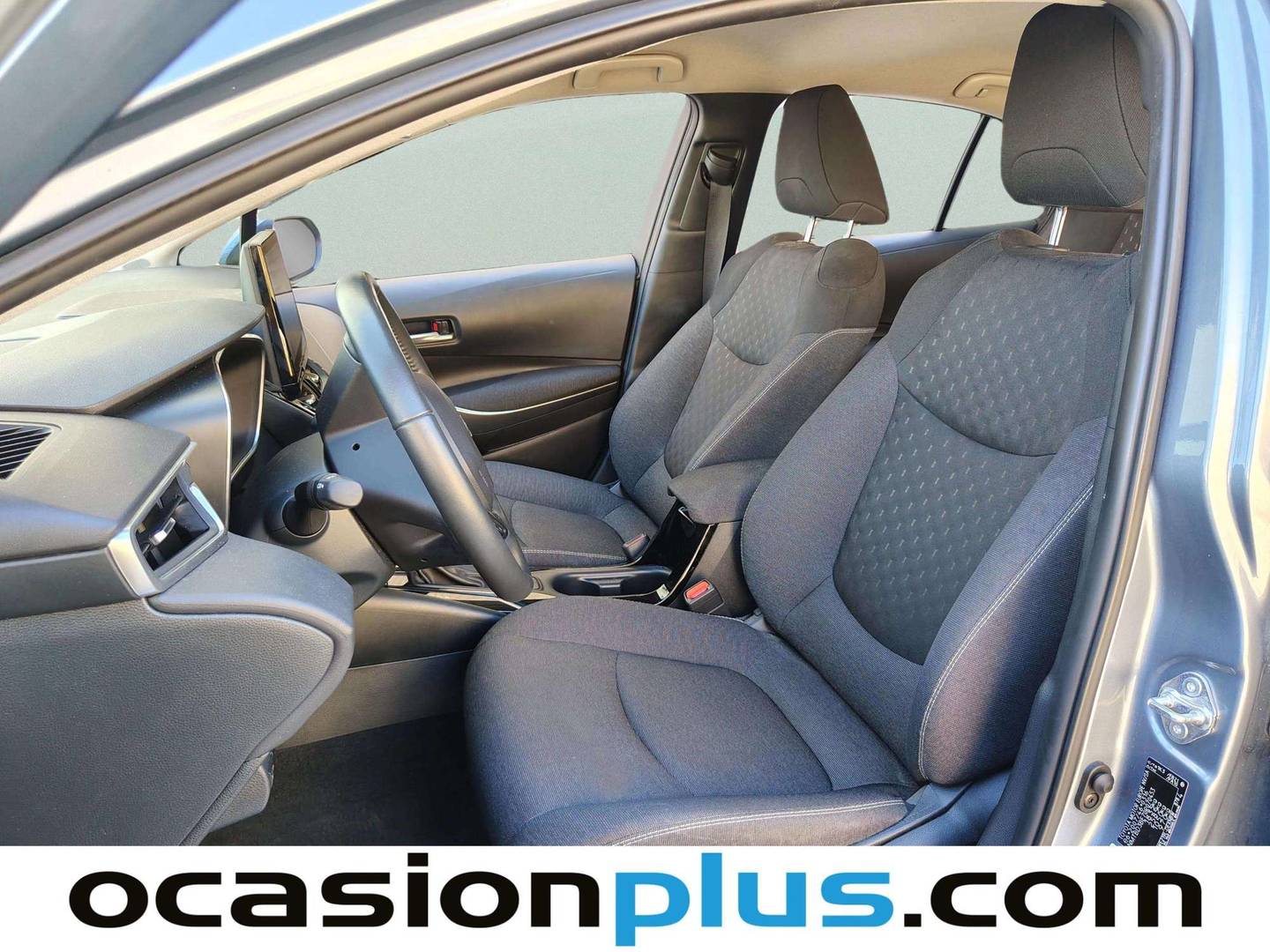 Foto asientos delanteros Toyota Corolla Toyota Corolla 140H Style (140 CV)