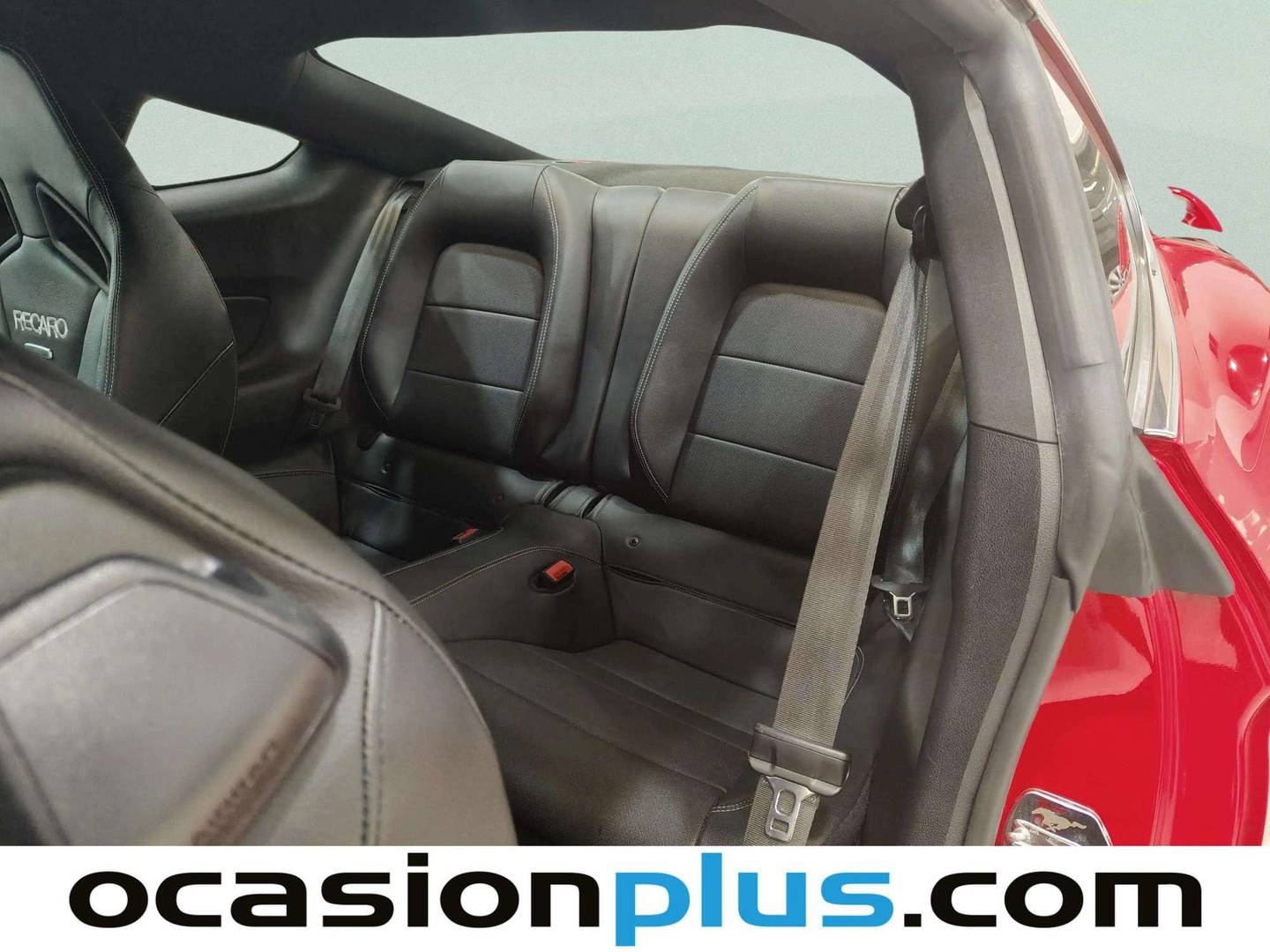 Foto asientos traseros Ford Mustang Ford Mustang 5.0 Ti-VCT V8 Mustang GT Fastback (450 CV)
