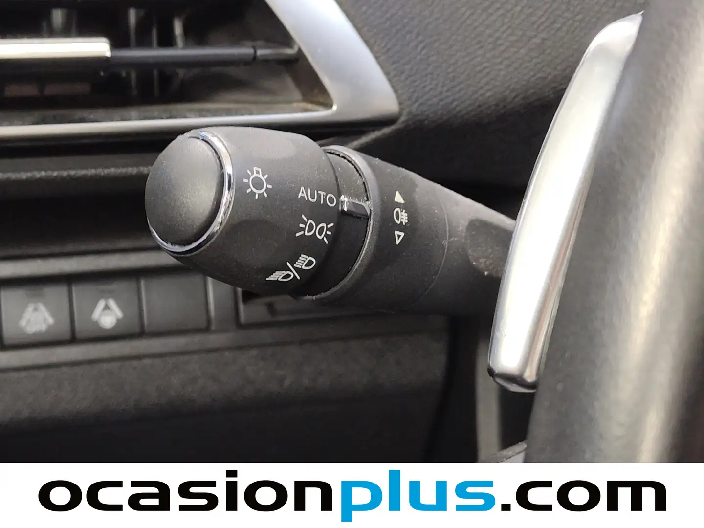 Foto Peugeot 5008 Peugeot 5008 BlueHDI 130 S&S GT EAT8 (130 CV)