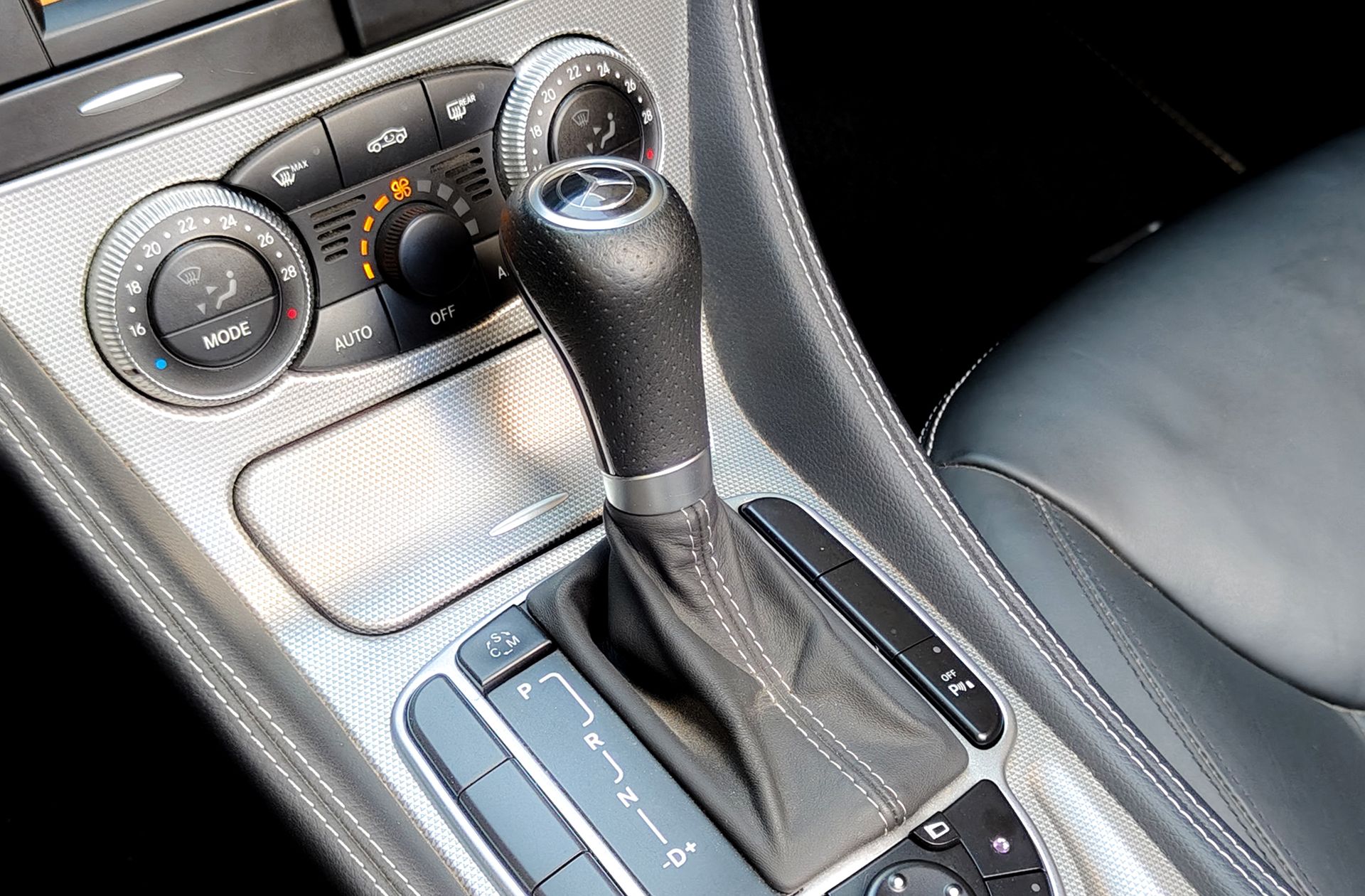 Mercedes-Benz SL 350 - foto 6