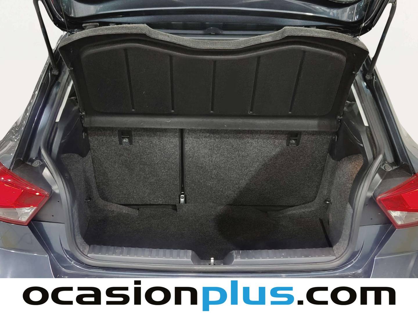 Foto Seat Ibiza SEAT Ibiza 1.0 MPI Style Plus (80 CV)