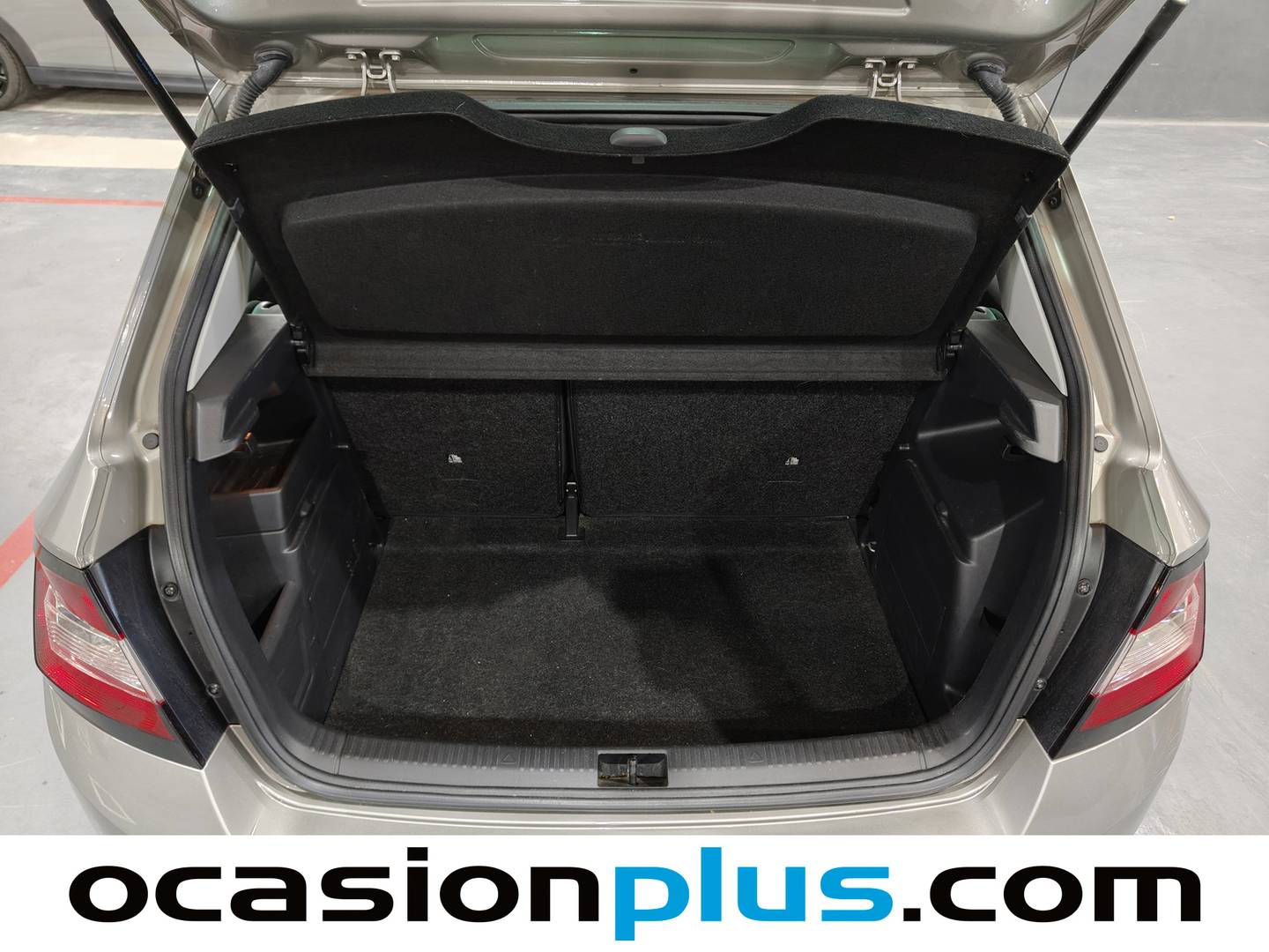 Skoda Fabia Skoda Fabia 1.0 MPI Like (75 CV) 75cv