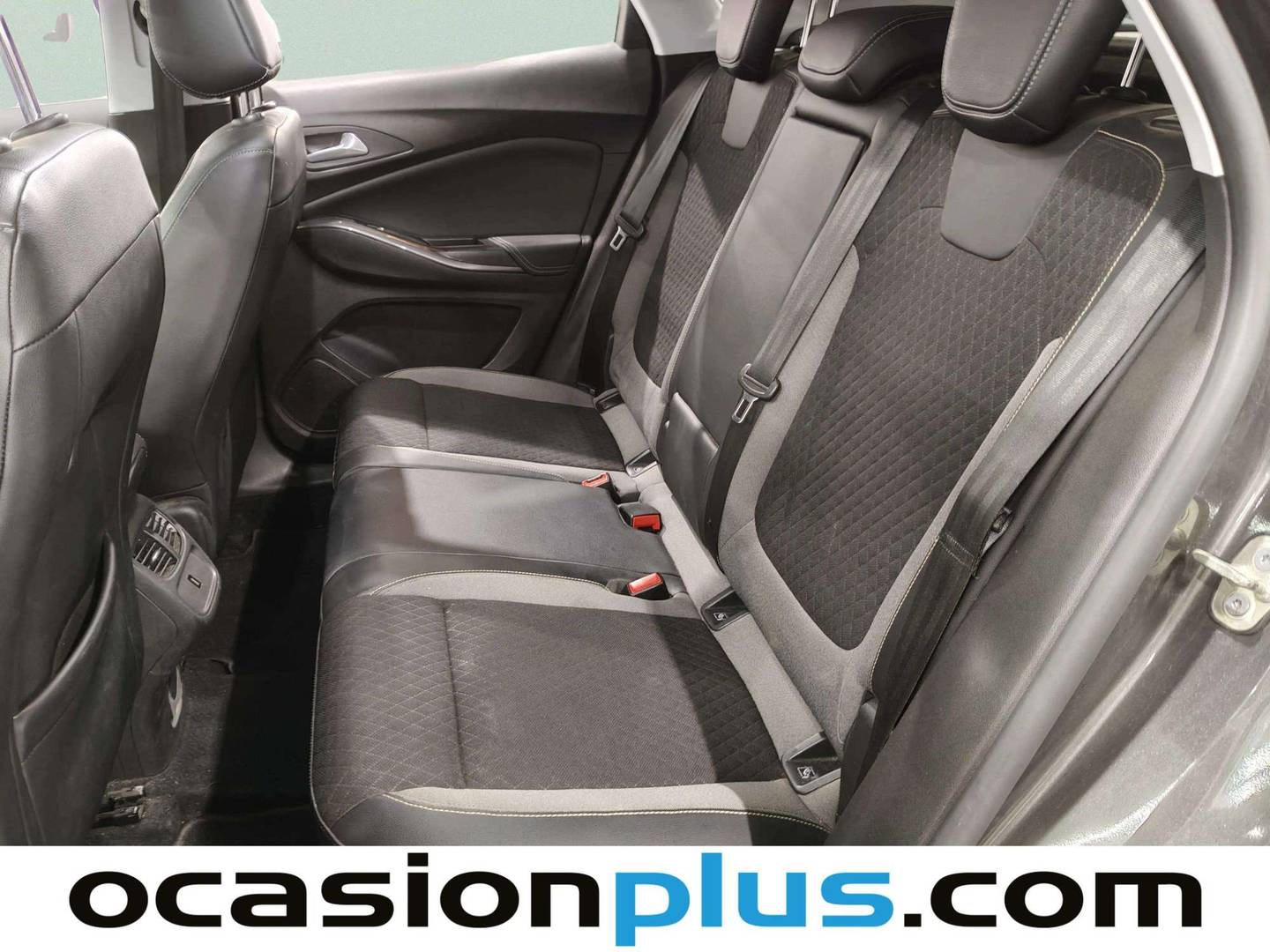 Foto asientos traseros Opel Grandland X Opel Grandland X 1.5 CDTi Ultimate (130 CV)