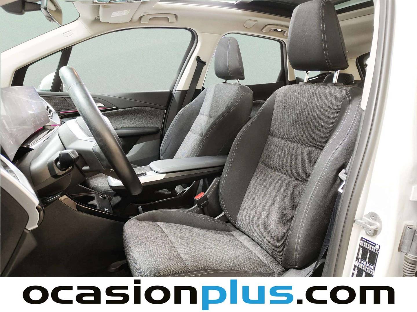 Foto asientos delanteros BMW Serie 2 Active Tourer BMW Serie 2 218i Active Tourer (136 CV)