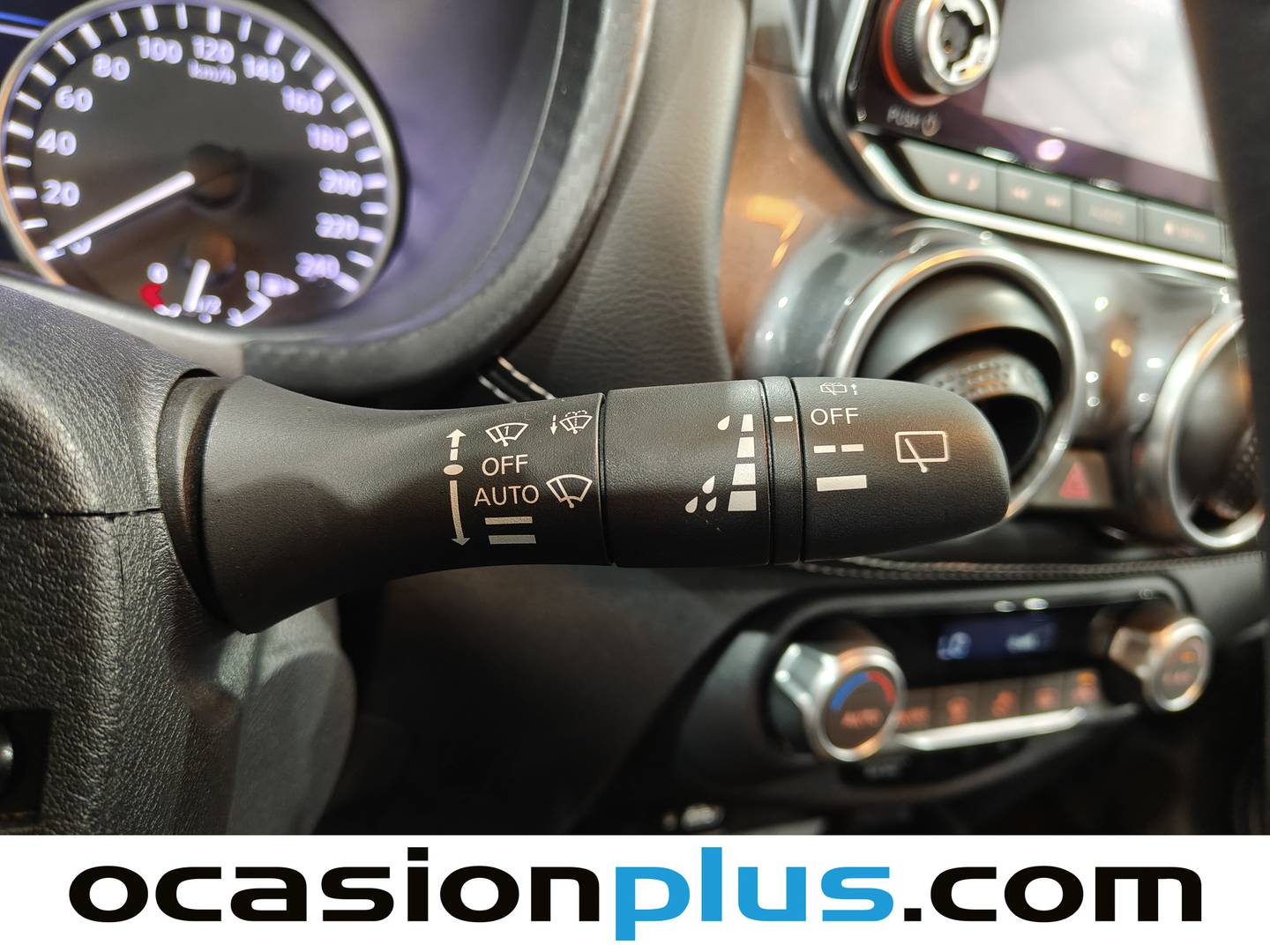 Foto Nissan JUKE Nissan Juke DIG-T 114 N-Design 4X2 (114 CV)