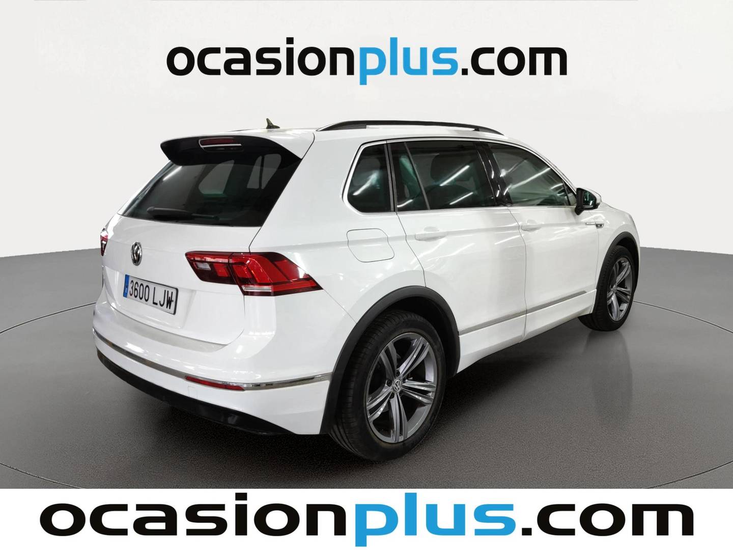 Foto trasera Volkswagen Tiguan Volkswagen Tiguan Advance 2.0 TDI (150 CV) DSG Pack R-Line derecha