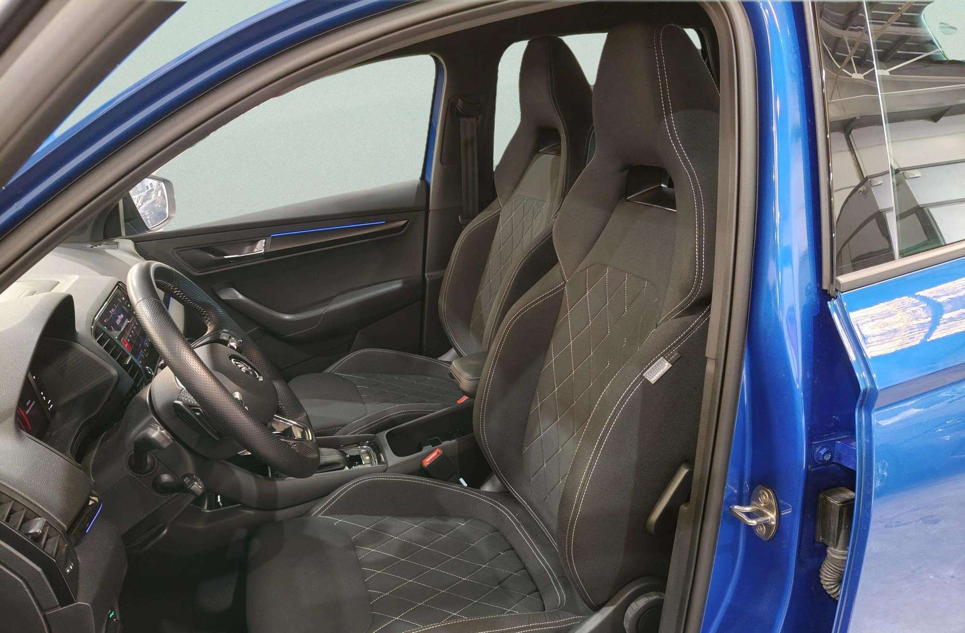 Škoda Karoq 1.5 TSI ACT Sportline DSG - foto 15