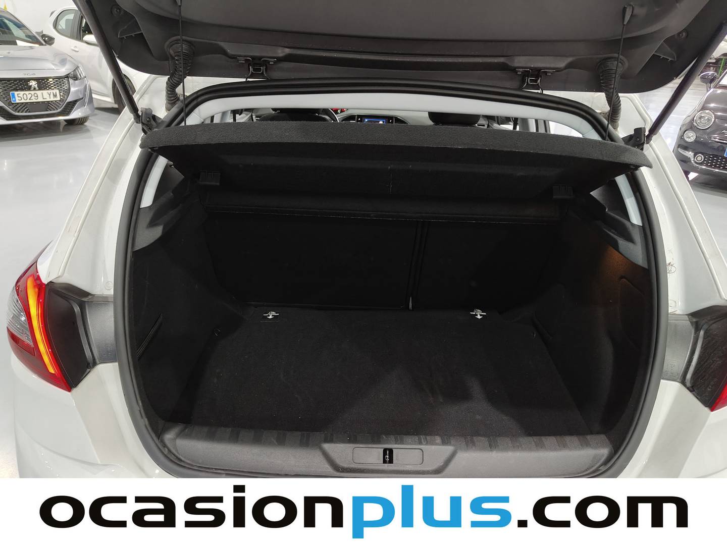 Foto Peugeot 308 Peugeot 308 BlueHDi 130 S&S Style EAT8 (130 CV)