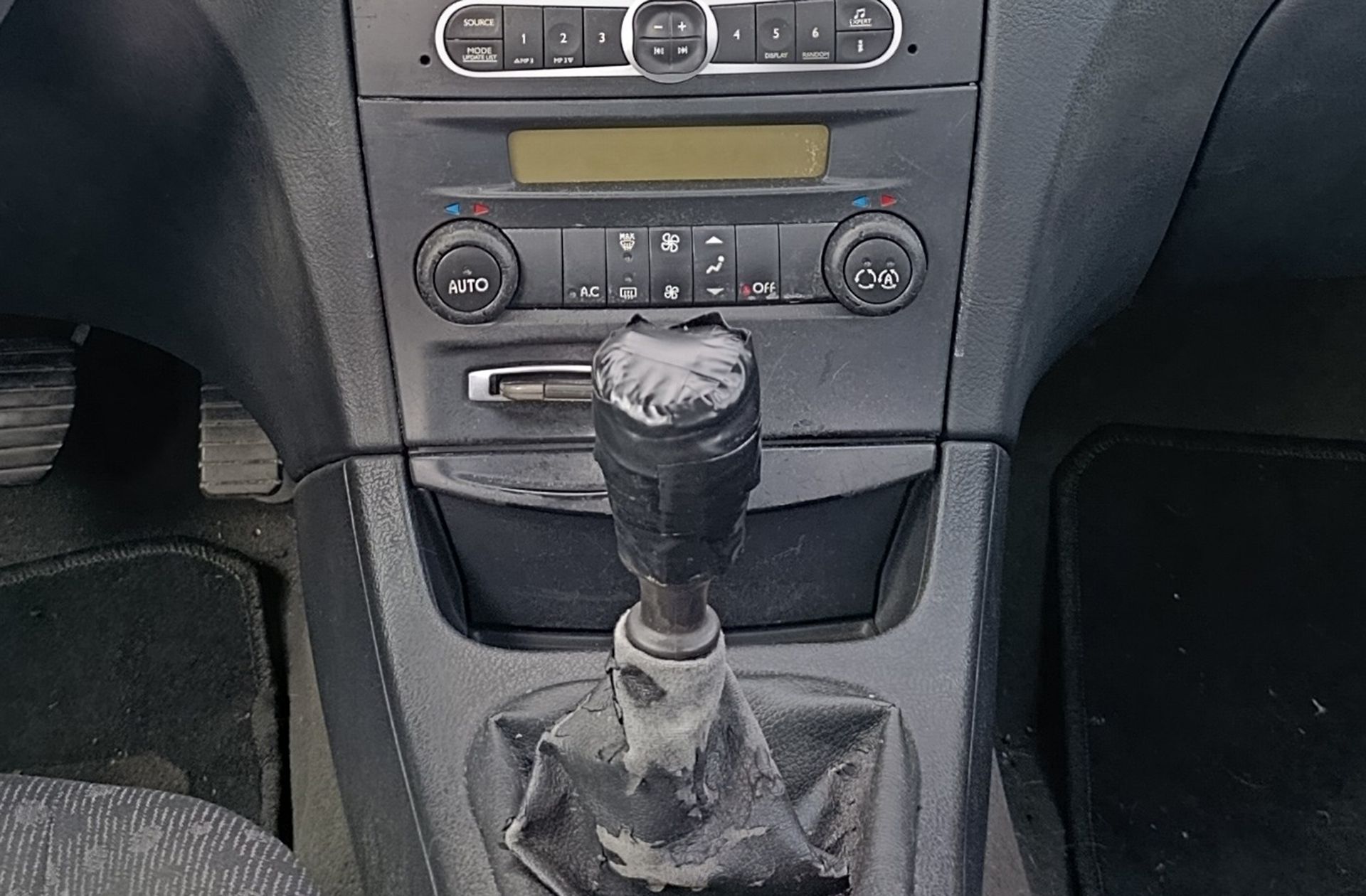 Renault Laguna 1.9 dCi Confort Expression - foto 5