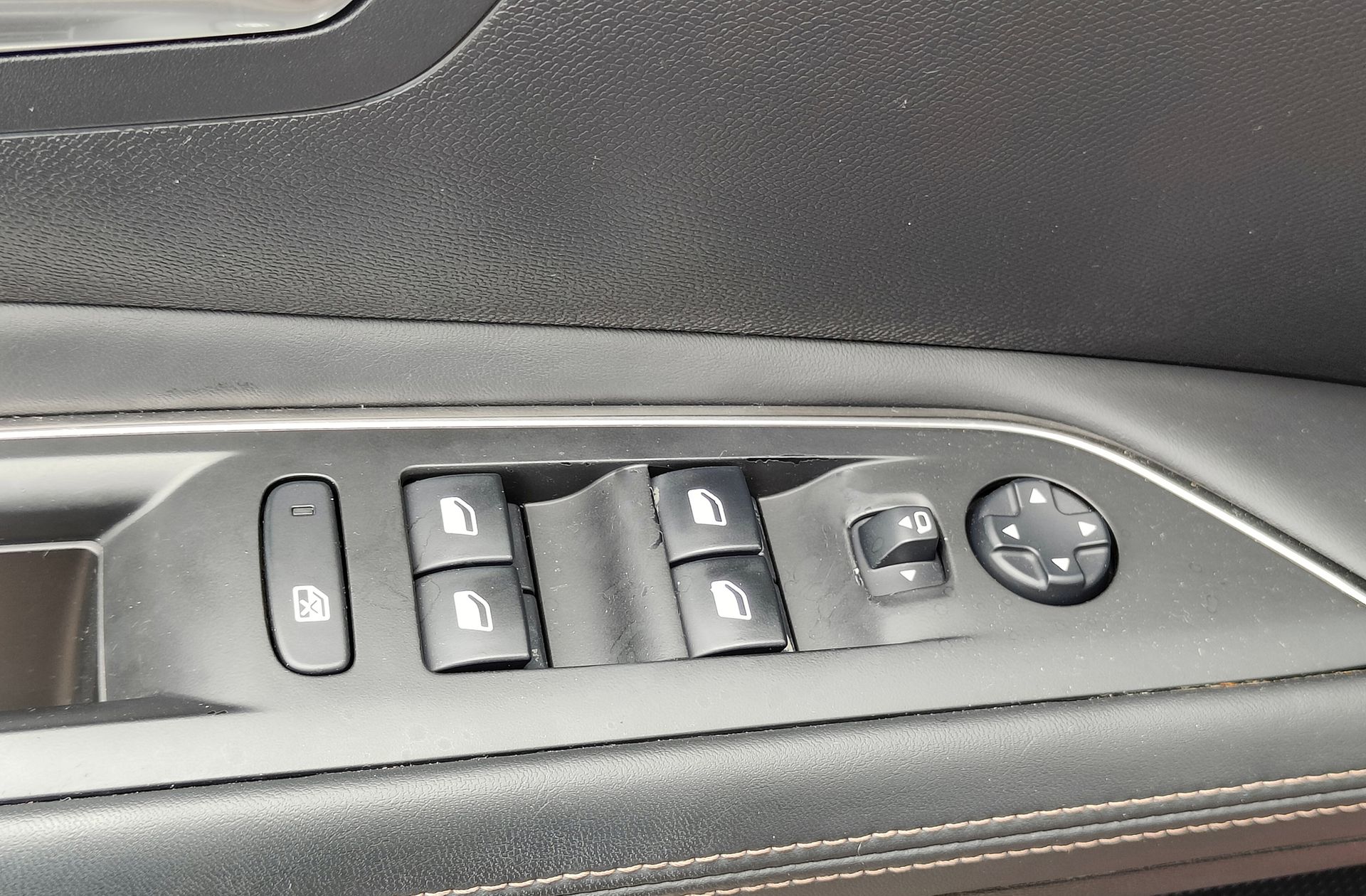Peugeot 3008 BlueHDi 150 GT Line - foto 21