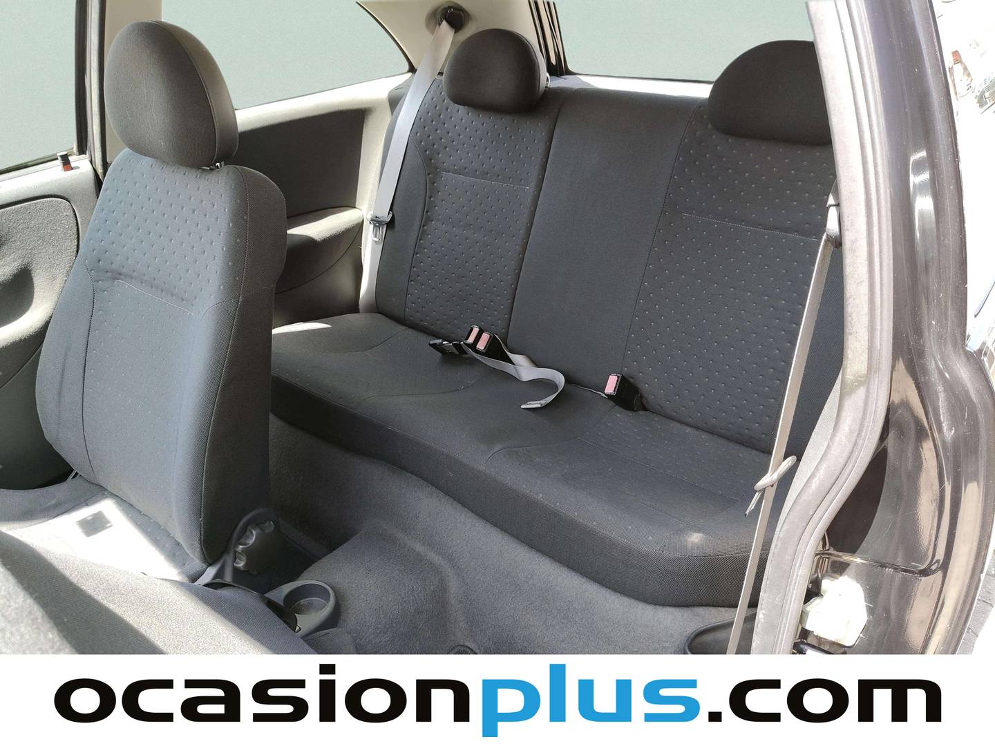 Foto asientos traseros Opel Corsa Opel Corsa 1.2 16v Edition (75 CV)