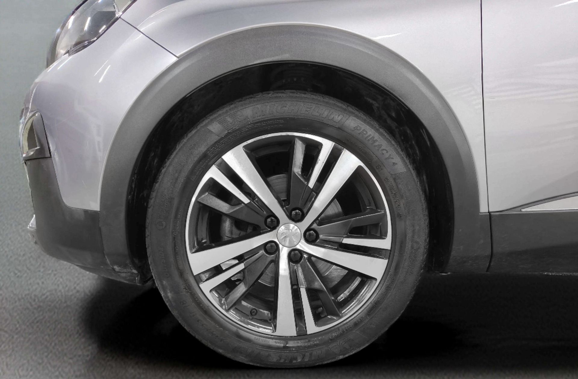 Peugeot 3008 PureTech 130 Allure EAT8 - foto 33