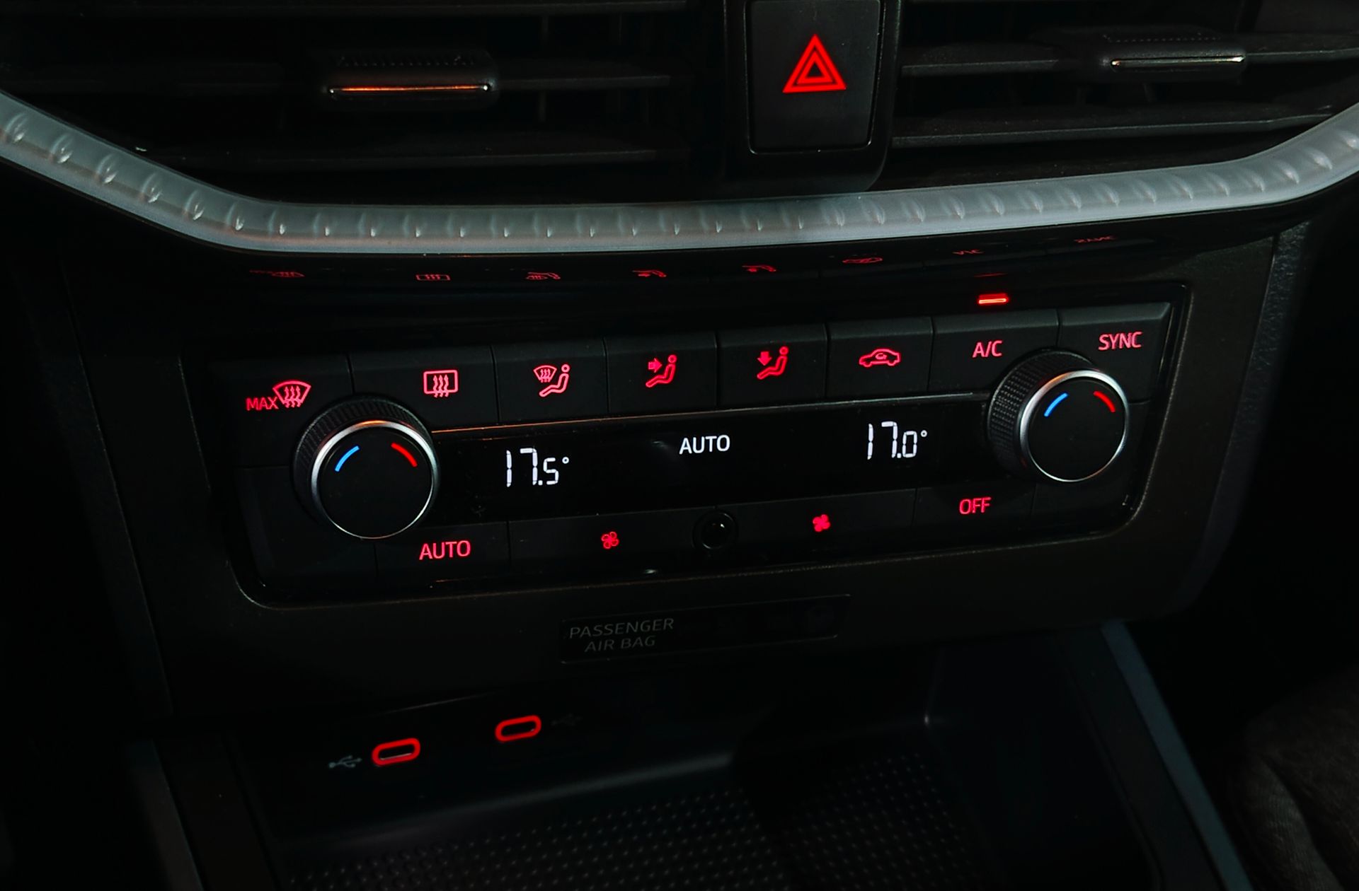 SEAT Arona 1.0 TSI Xperience XS - foto 30