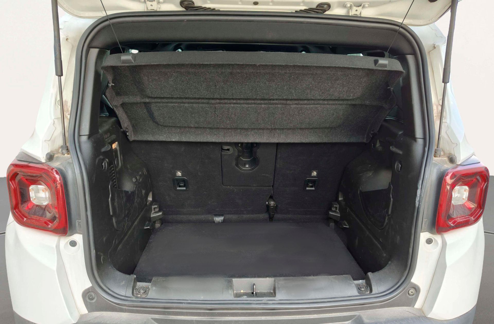 Jeep Renegade 1.3G 80 Aniversario 4x2 DCT - foto 16